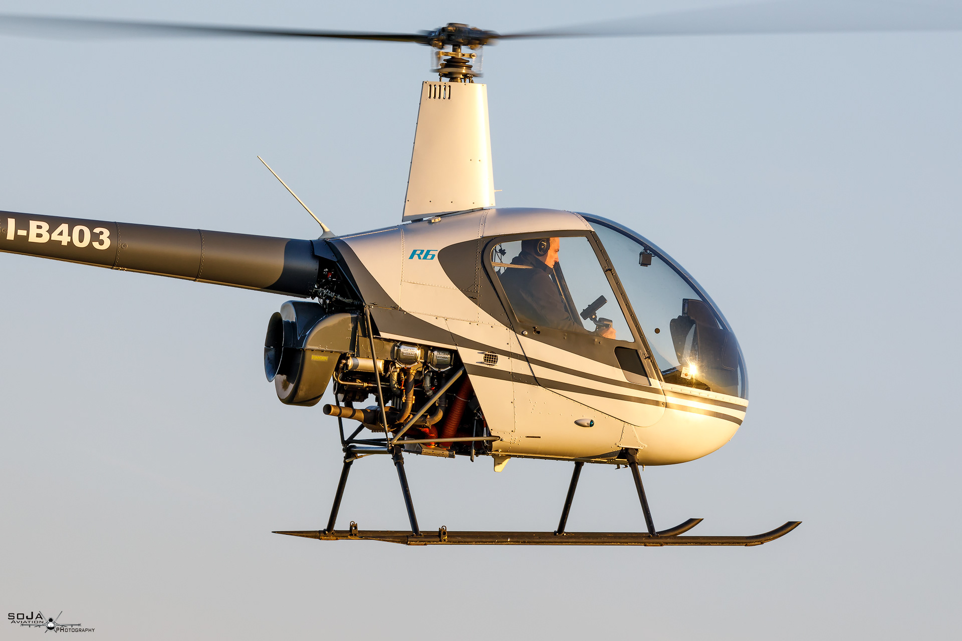 ID181023-Robinson ULTRALIGHT R6 I-B403