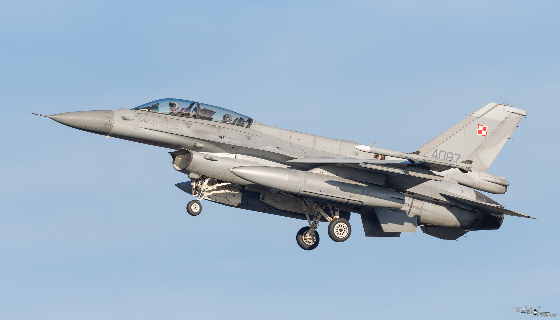 ID101225 - Lockheed Martin F-16D 4087 03-0087 cn# JD-12