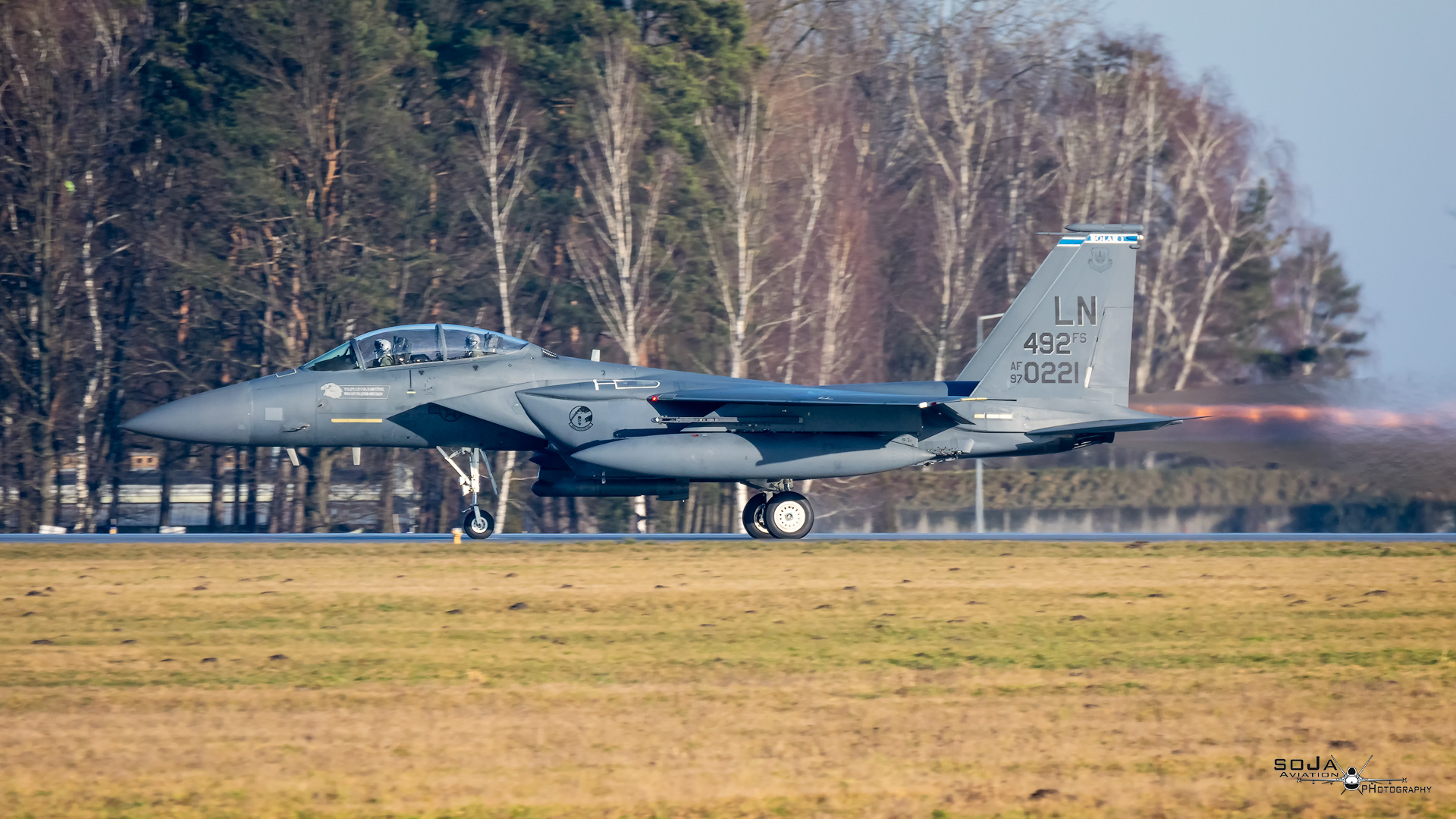 ID120123-F15E-61-MC-97-0221