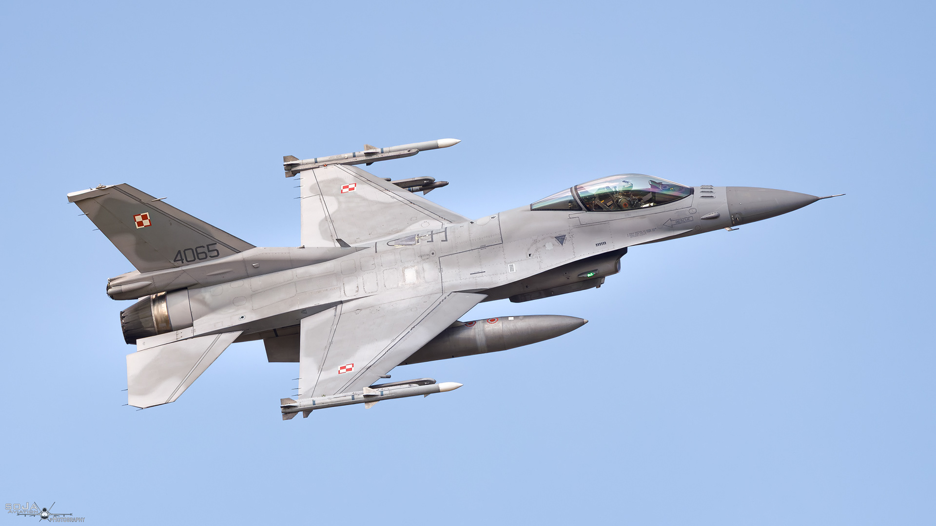 IDxx0725 - Lockheed Martin F-16C 4065 03-0065 cn# JC-26