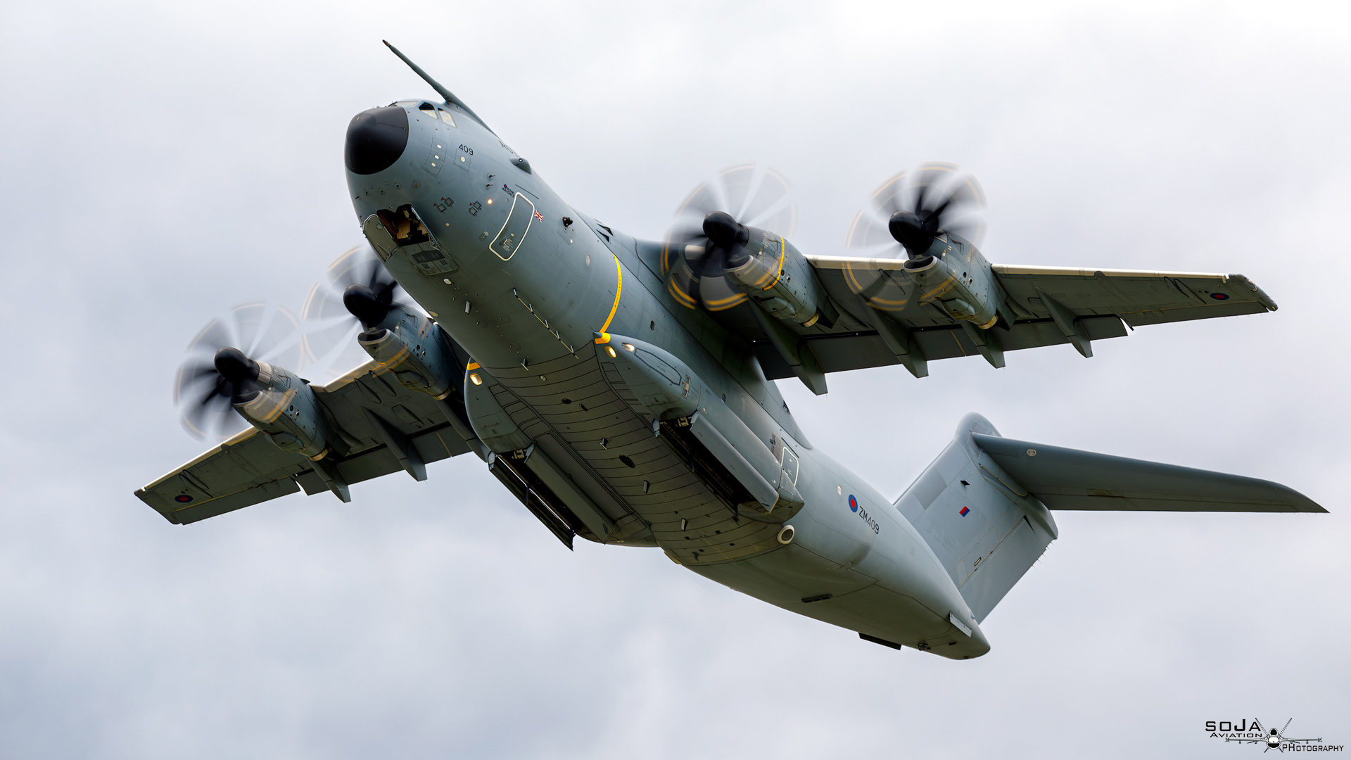 ID180524 - United Kingdom - Royal Air Force (RAF) Airbus A400M Atlas C.1 ZM409 cn# 34