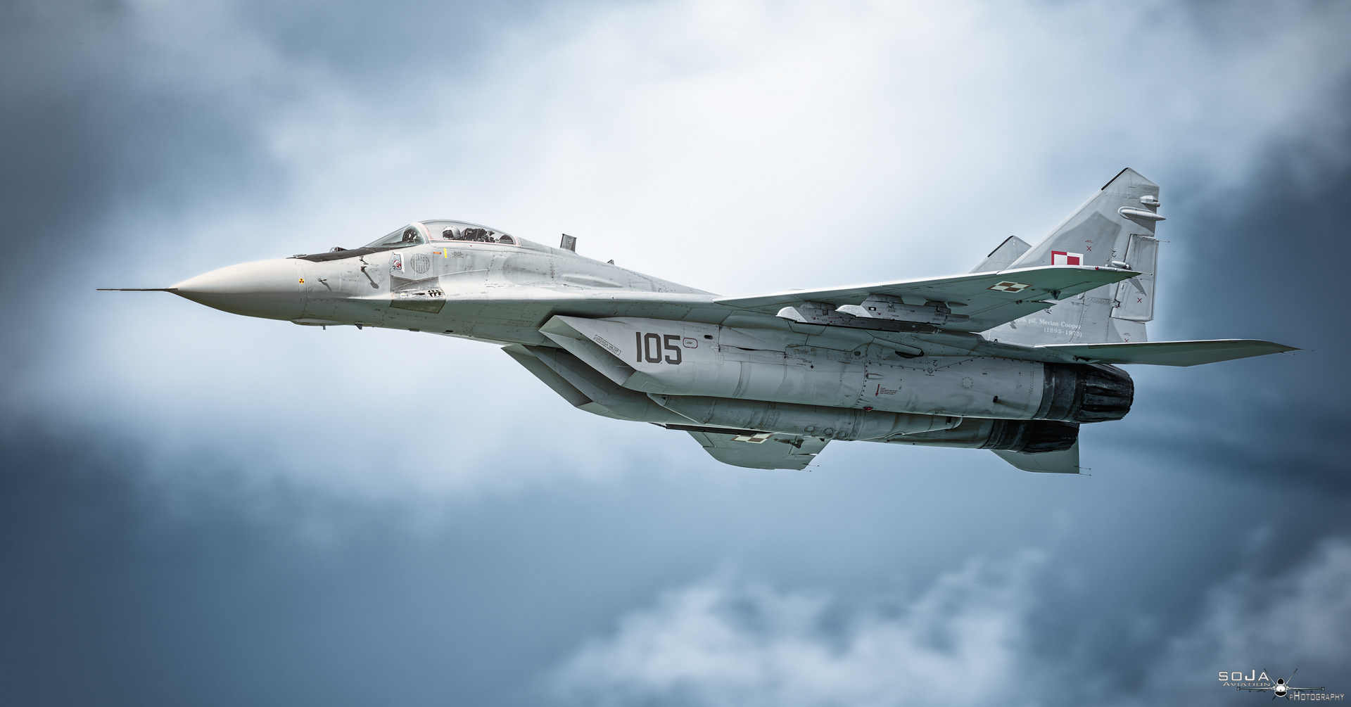 IDczerwiec2025 - Polish Air Force Mikoyan Gurevich MiG-29M Fulcrum 105 cn# 2960535105-4414 lowtac enhanced