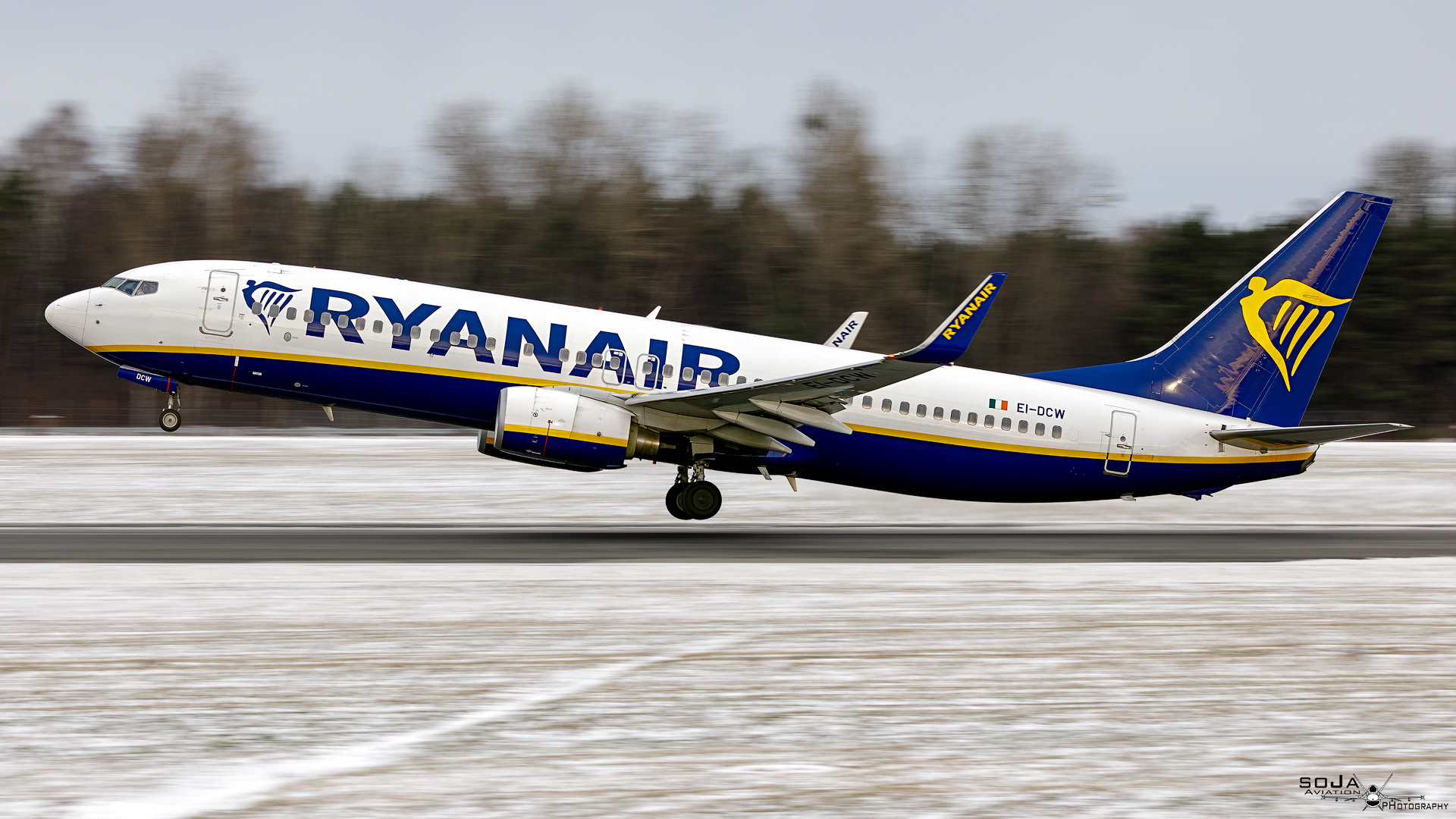ID220124-Ryanair Boeing 737-8AS EI-DCW cn#33568