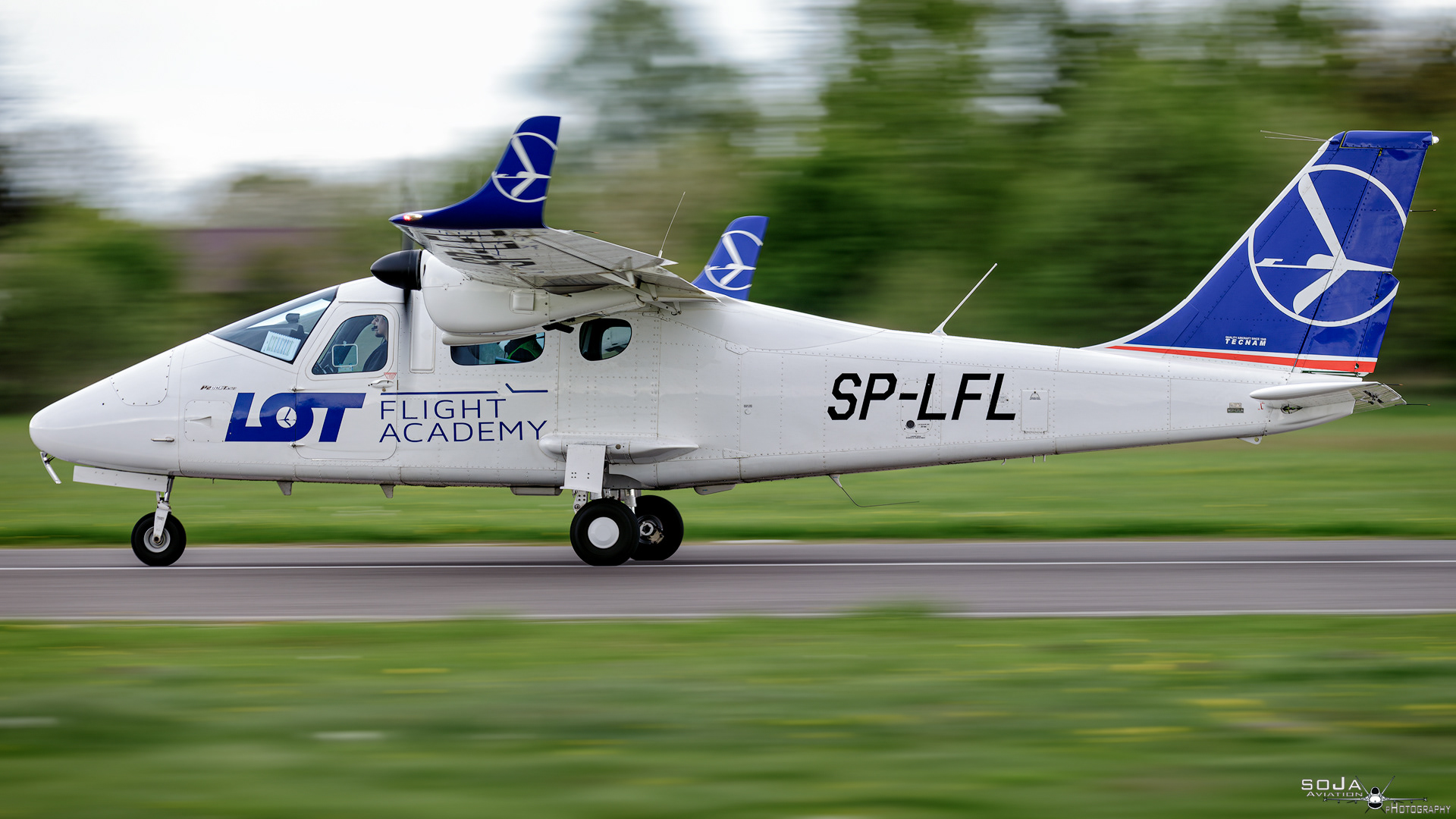 ID180424-LOT Flight Academy Tecnam P2006T Mk II SP-LFL cn# 322