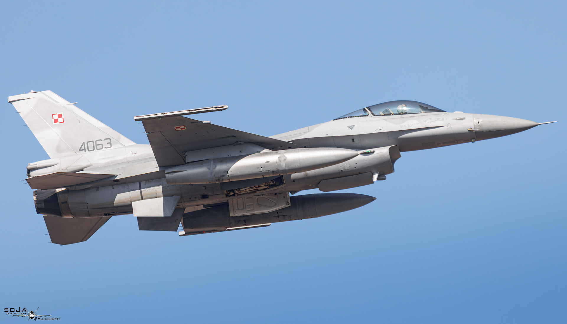 Lockheed Martin F-16C 4063 03-0063 cn# JC-24