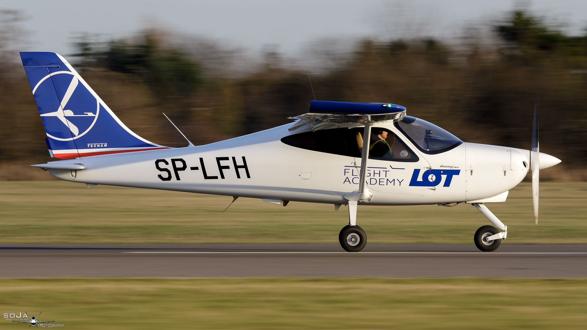 ID160224-LOT-Flight-Academy-Tecnam-2008JC-MKII-SP-LFH-cn#-1171