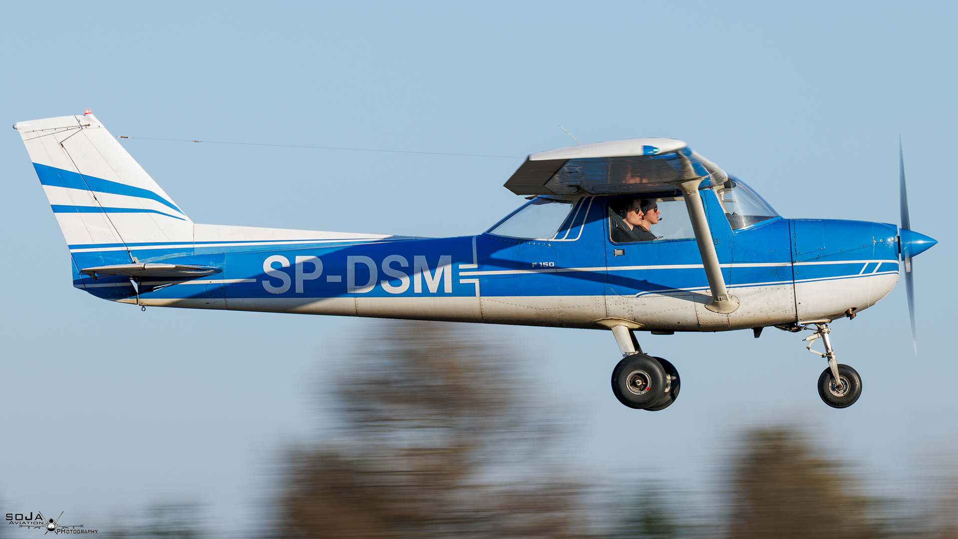 ID190325 - Reims-Cessna F150L SP-DSM cn# F15000983