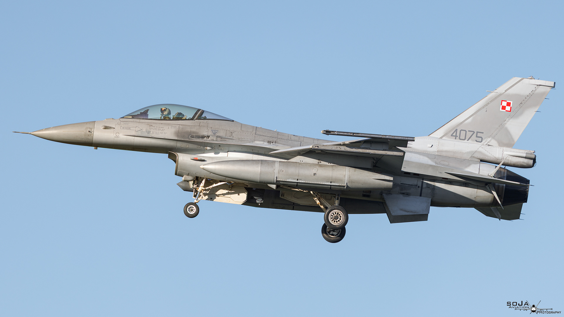 Lockheed Martin F-16C 4075 03-0075 cn# JC-36