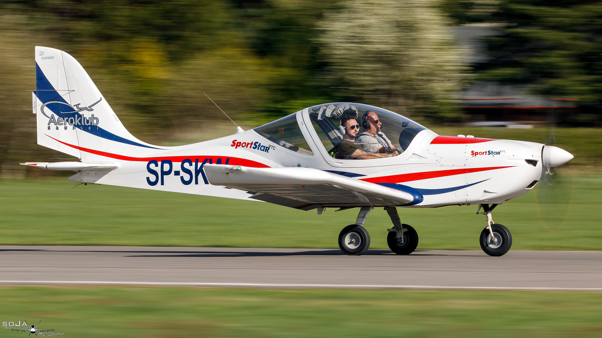 ID070424-Aeroklub Słupski Evektor SportStar RTC SP-SKW cn#