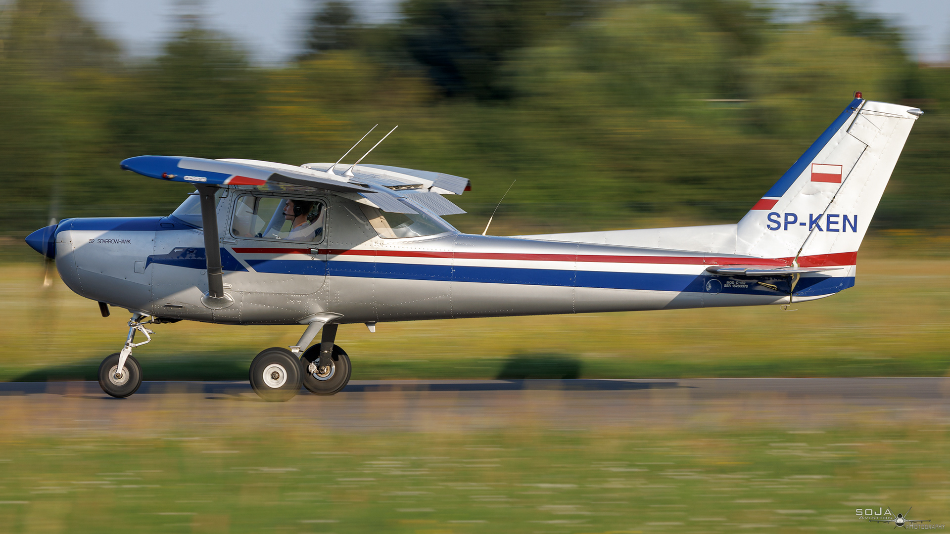 ID140825 - Cessna 152 SP-KEN cn# 15283378 #2