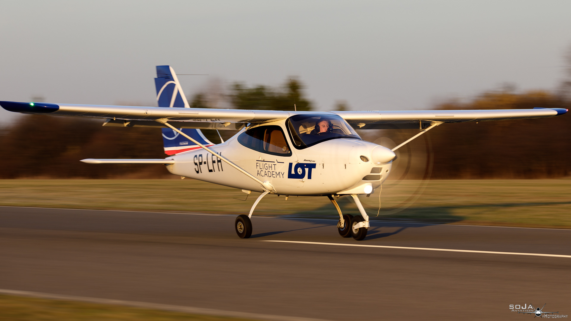 ID160224-LOT-Flight-Academy-Tecnam-2008JC-MKII-SP-LFH-cn#-1171 #2