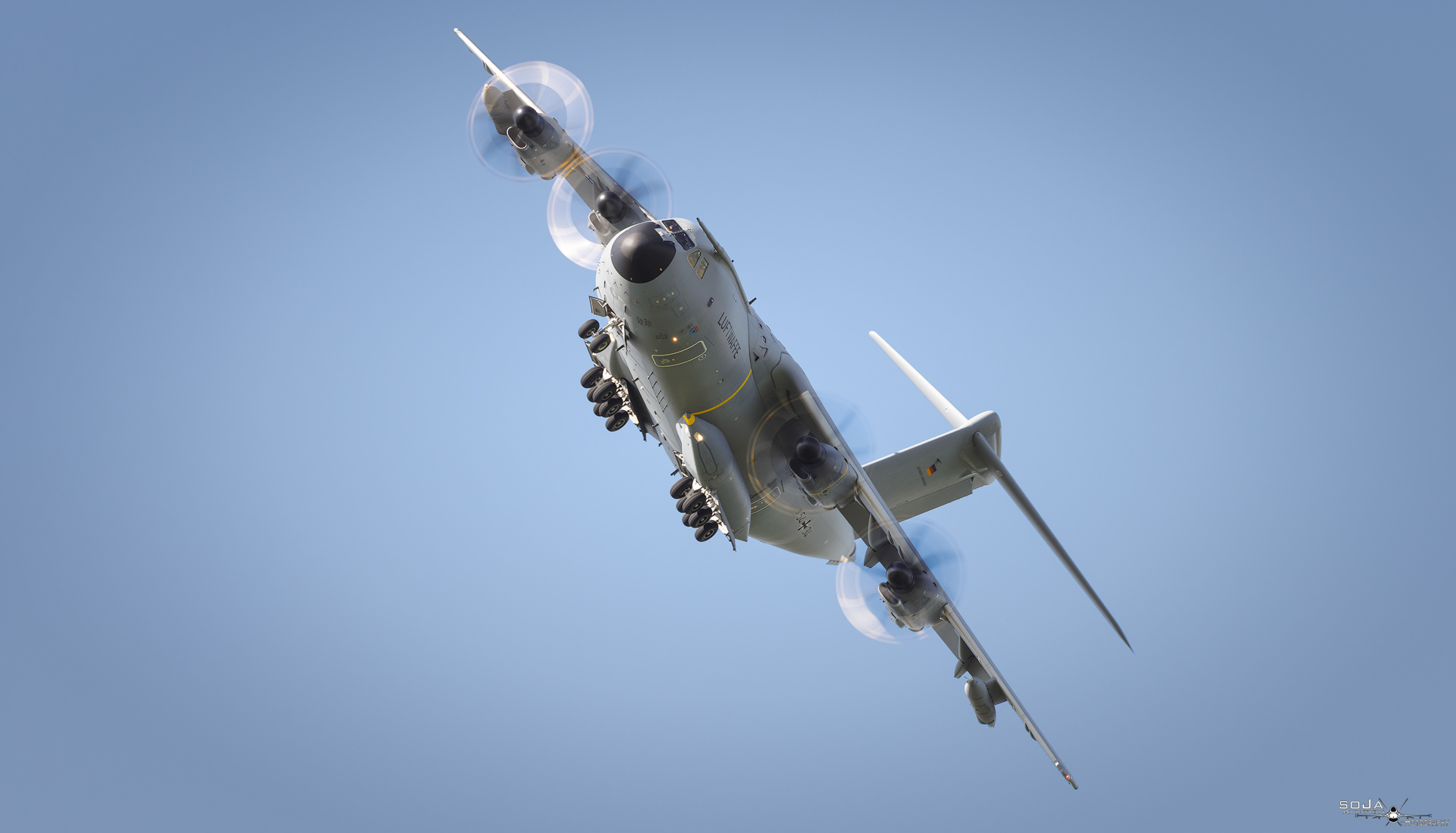 ID200925 - GAF Luftwaffe Airbus A400M-180 54+34 cn# 103