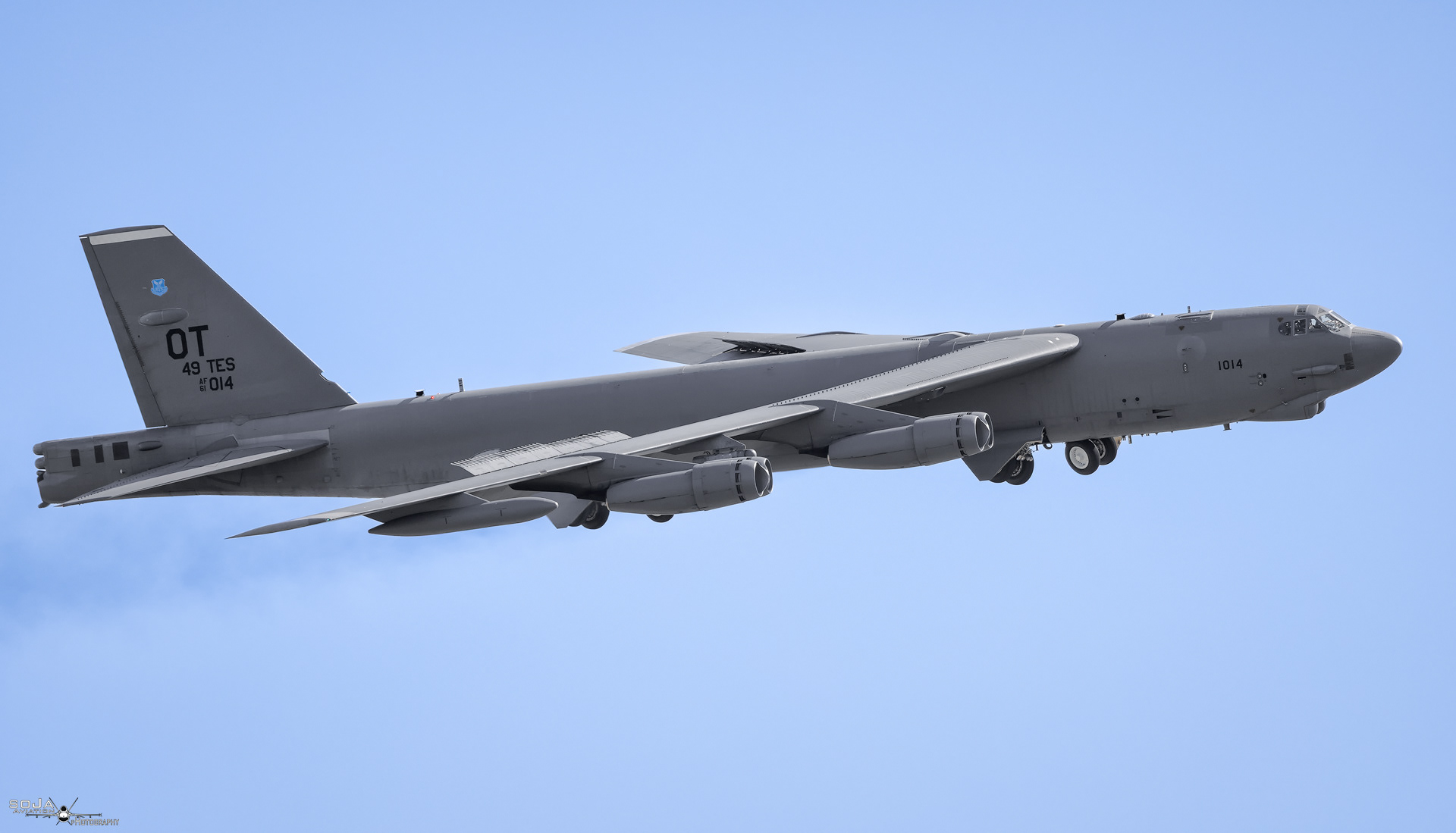 ID200925 - US Air Force USAF Boeing B-52H-BW Stratofortress 61-0014 49th TES cn# 464441