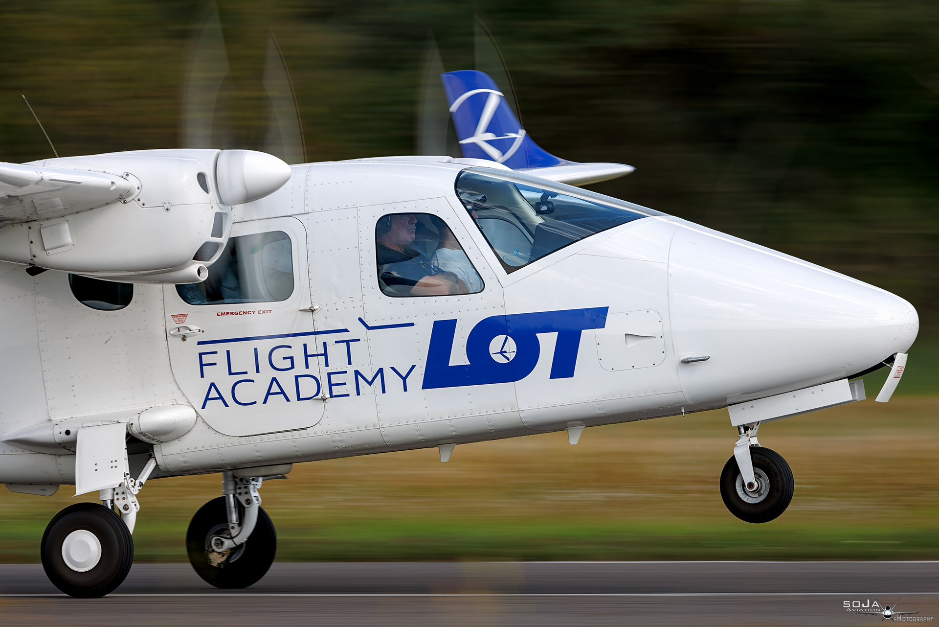 ID180824 - LOT Flight Academy Tecnam P2006T SP-LFA cn# 154