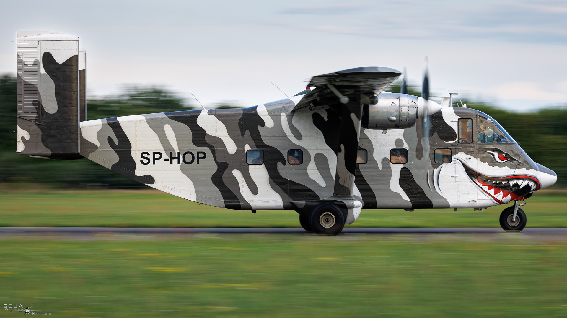 ID02082025 - SkyForce Short SC7 Skyvan SP-HOP cn# SH1906-230723 #3