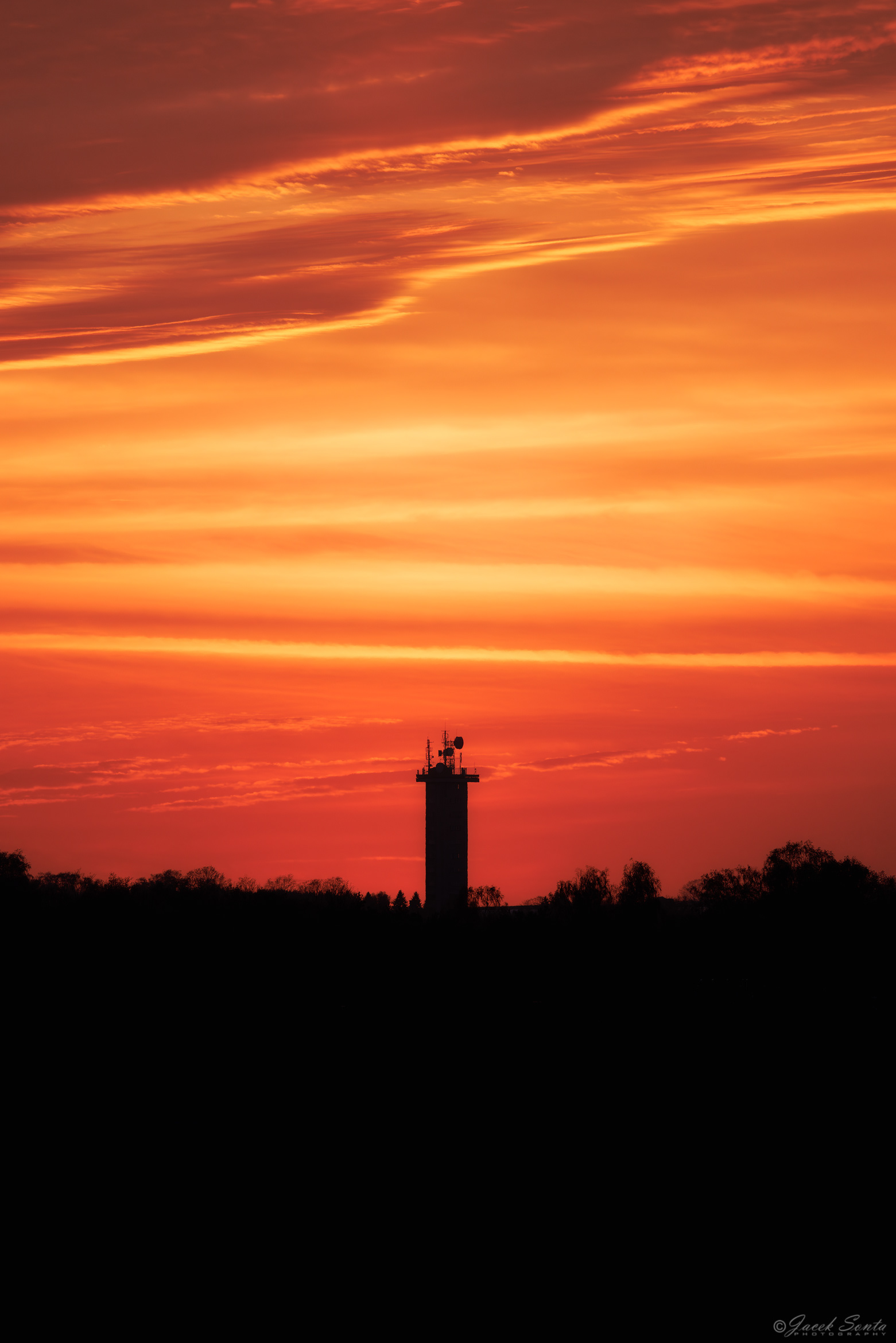 ID250426 - Sunset 