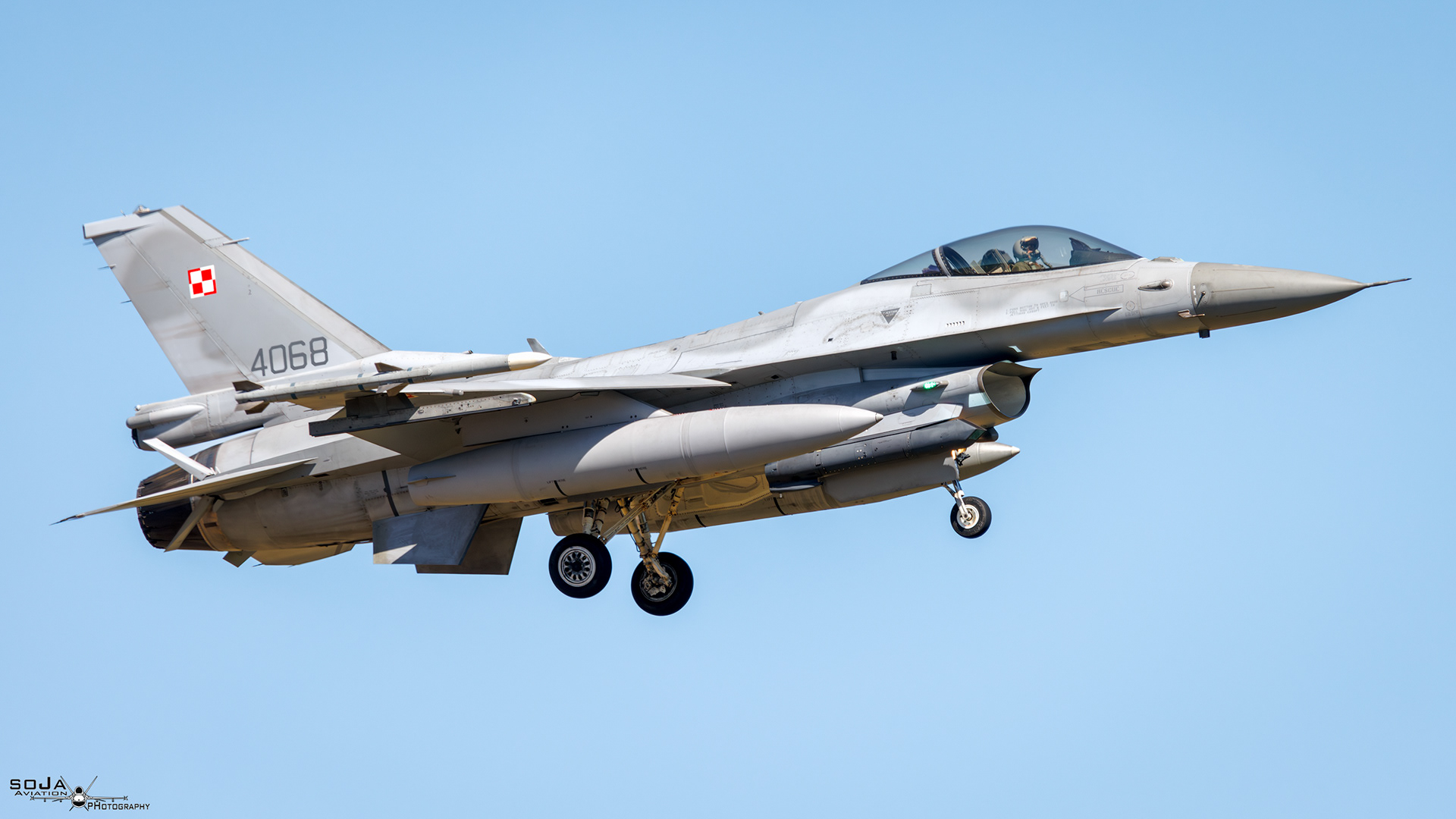 ID140824 - Lockheed Martin F-16C Jastrzab 4068 03-0068 JC-29