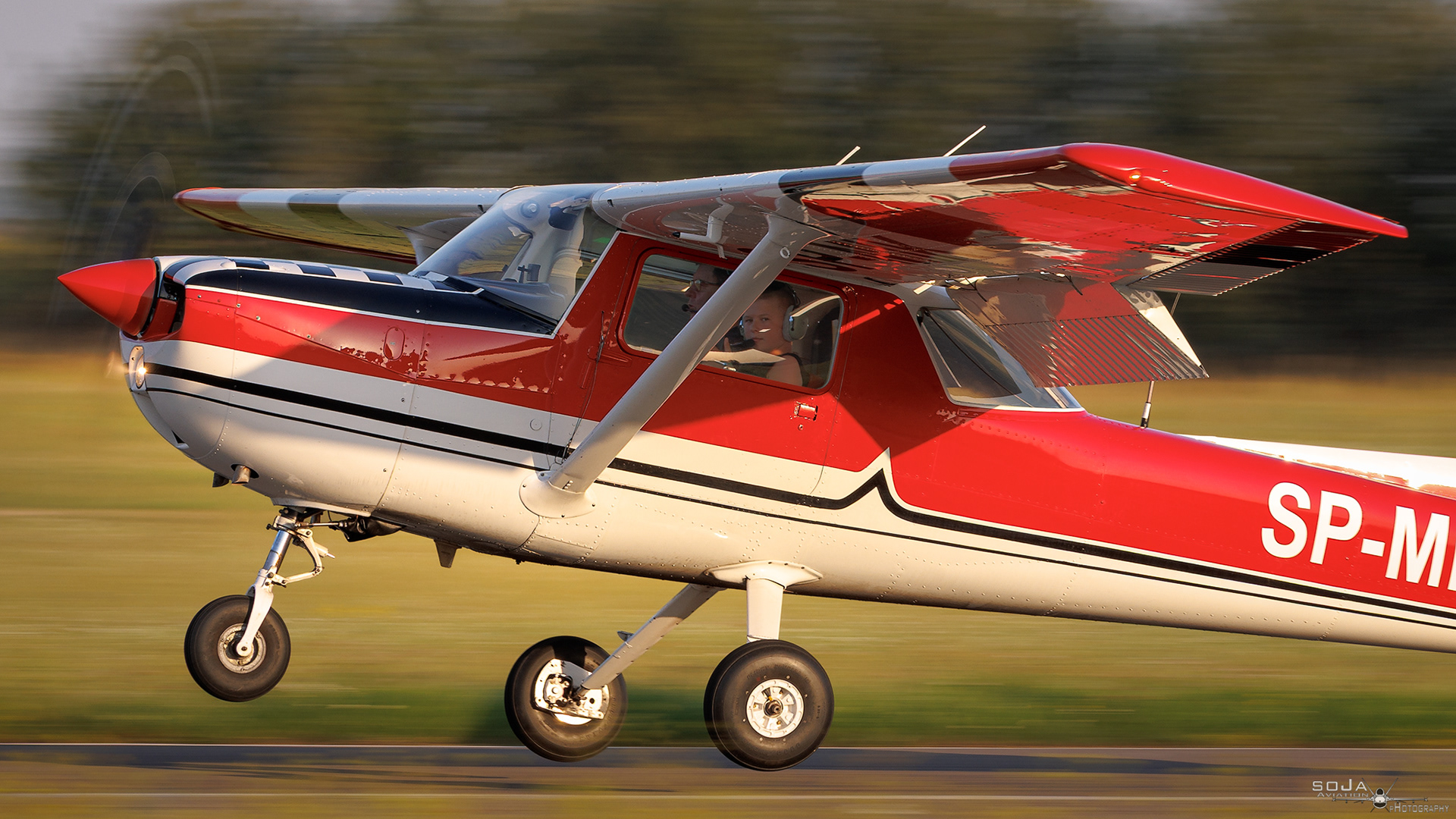 ID140825 - IDEA4Aviation Reims-Cessna FRA150 L Aerobat SP-MIK cn# FRA1500149