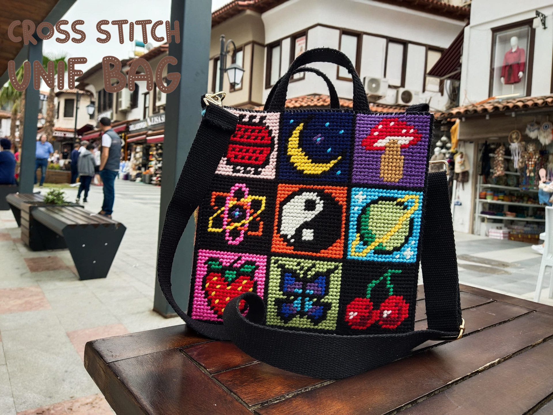 1960s needle point grapes purse