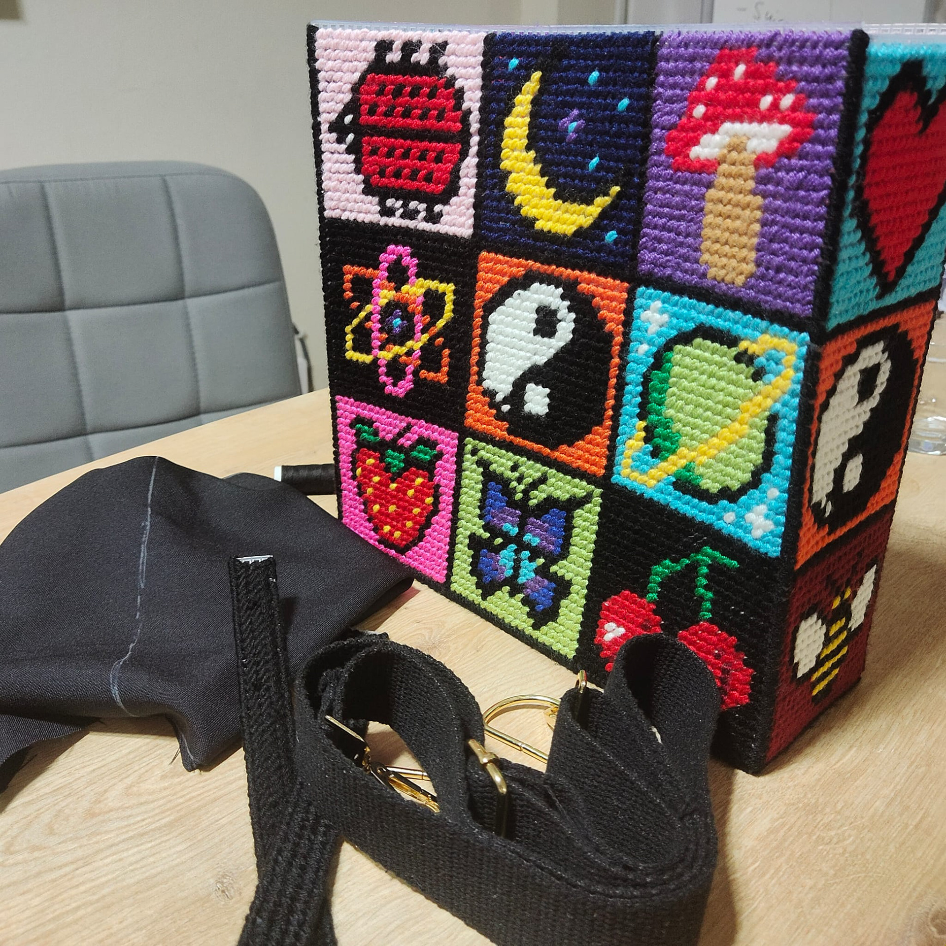 Cross Stitch Unif Bag All the parts