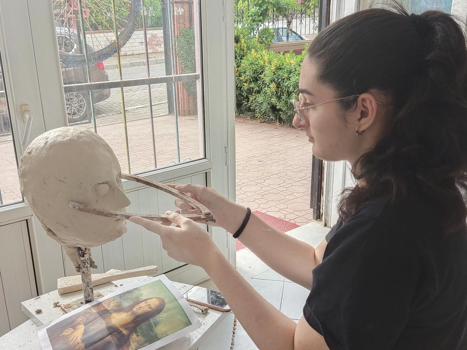 Mona Lisa Sculpture Measuring Making