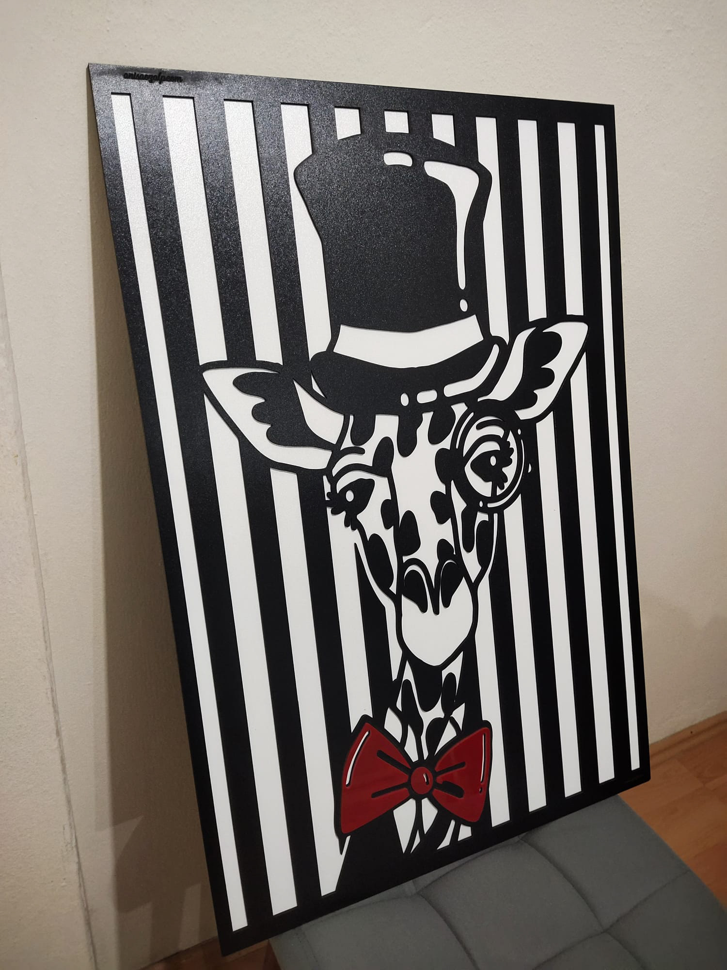 Giraffe Pop-out Art by Anisa Ozalp