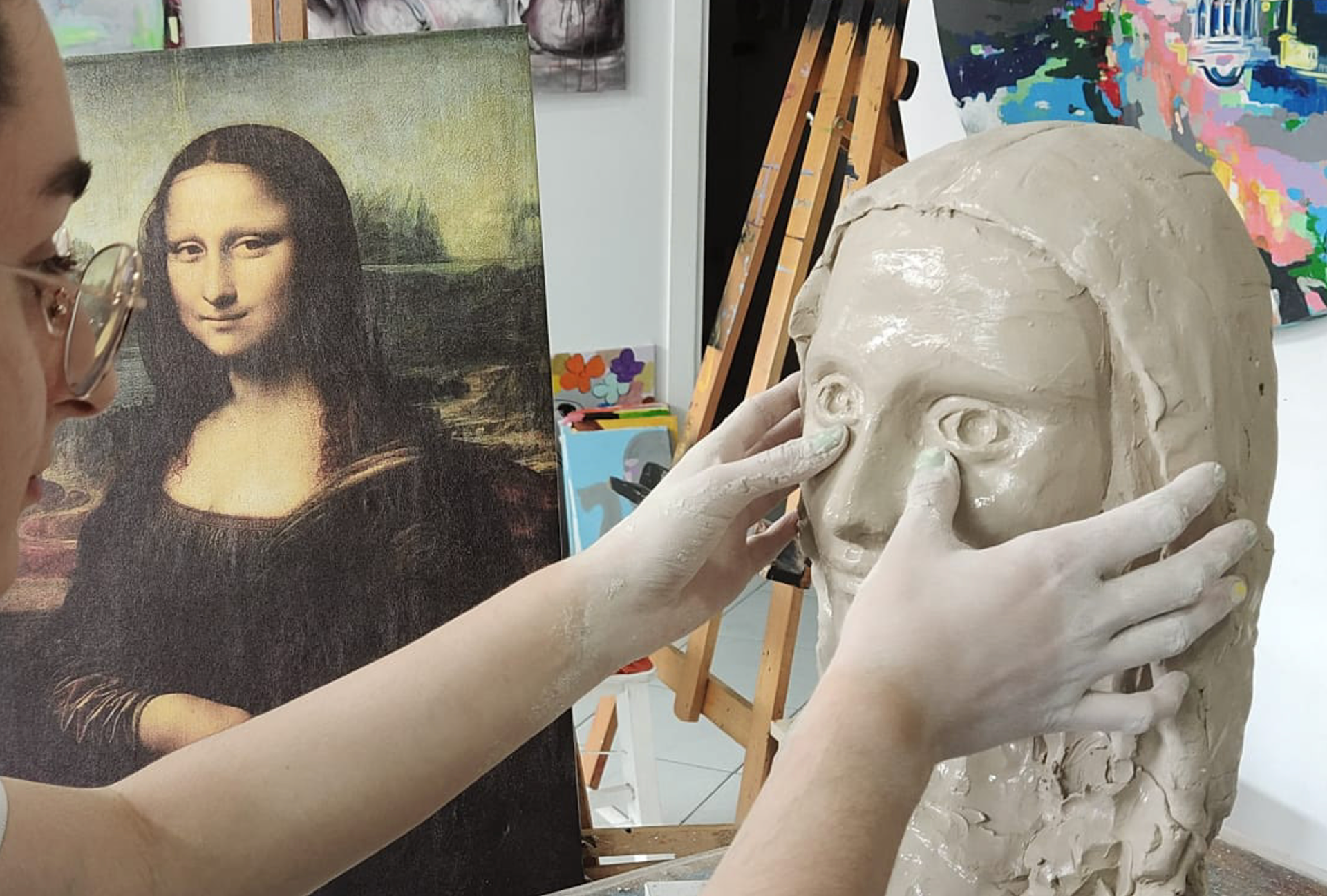 ANISA OZALP PROJECT: MONA LISA