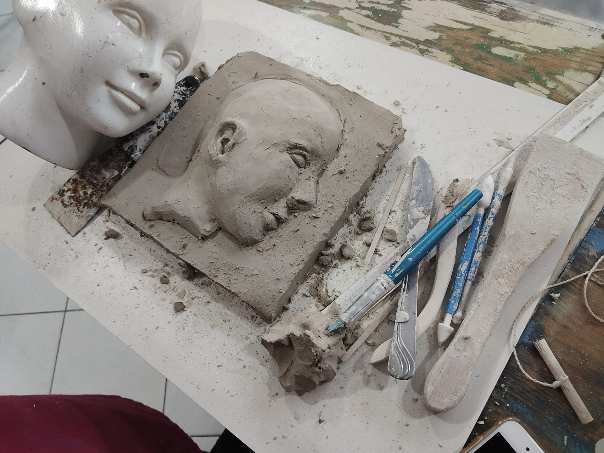 SCULPTOR Anisa Ozalp