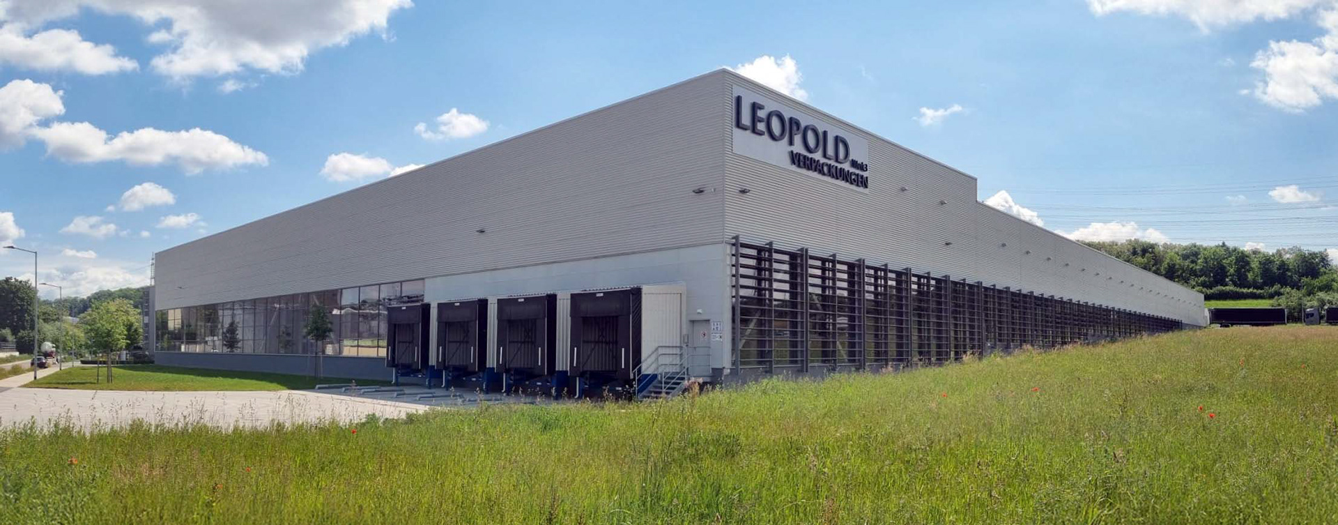 Neubau Produktions- und Lagerhalle mit Technikgebäude
