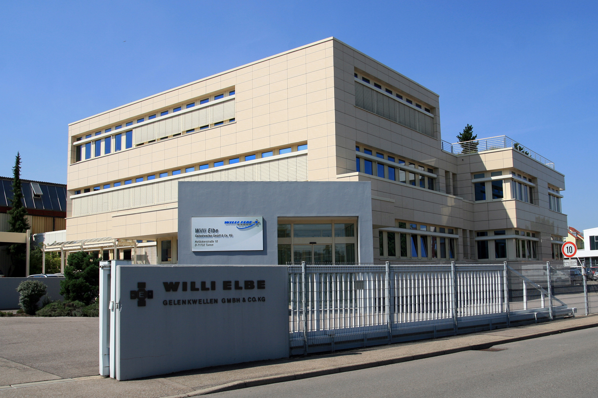Aufstockung und Erweiterung Verwaltungsgebäude