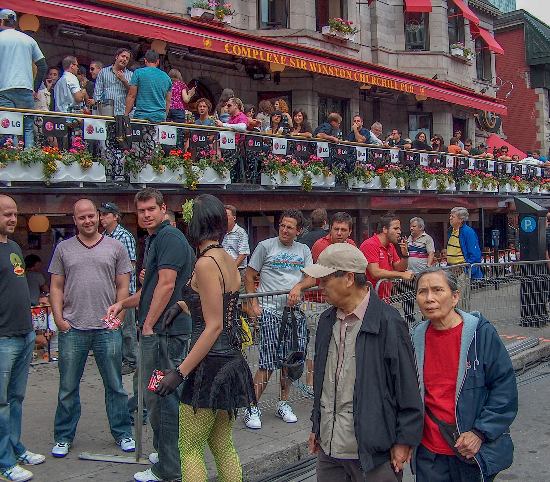 11152 A Scene on Crescent St.