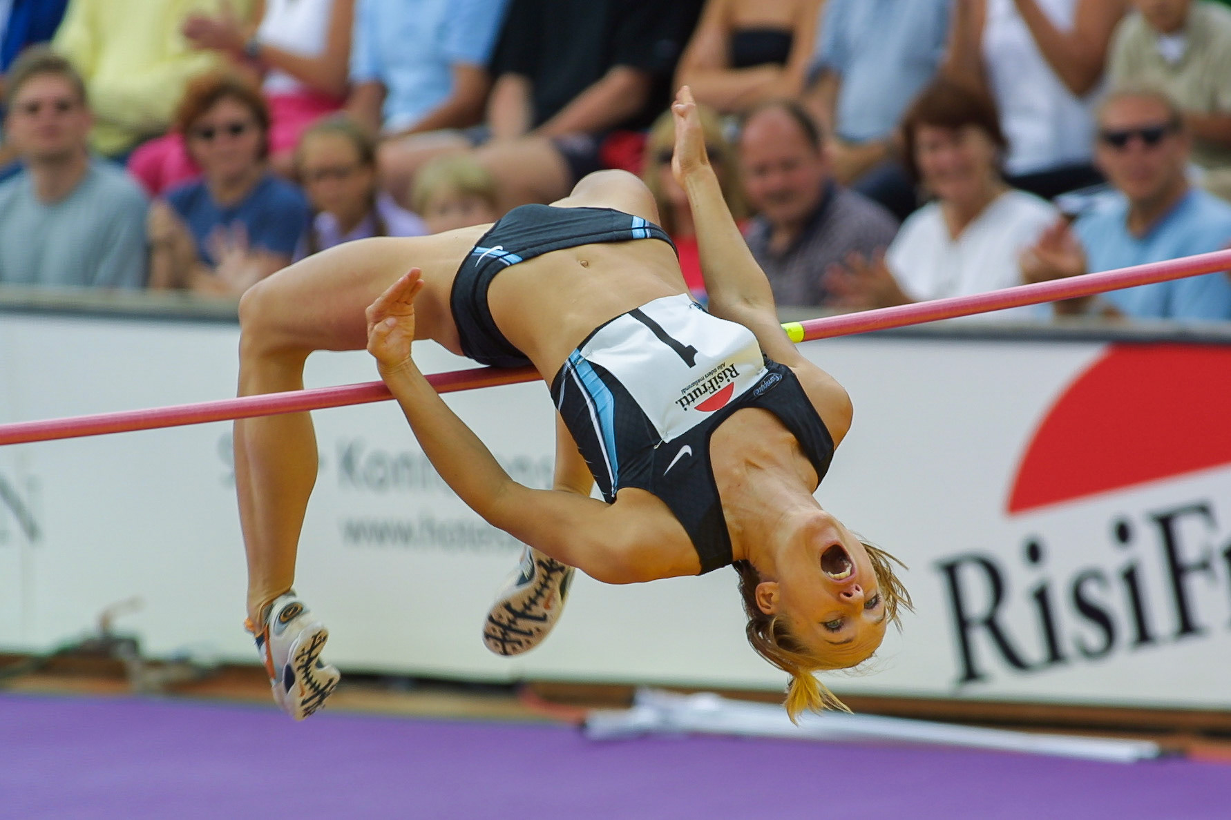 Kajsa Bergqvist in the high jump meeting in Båstad 2001.