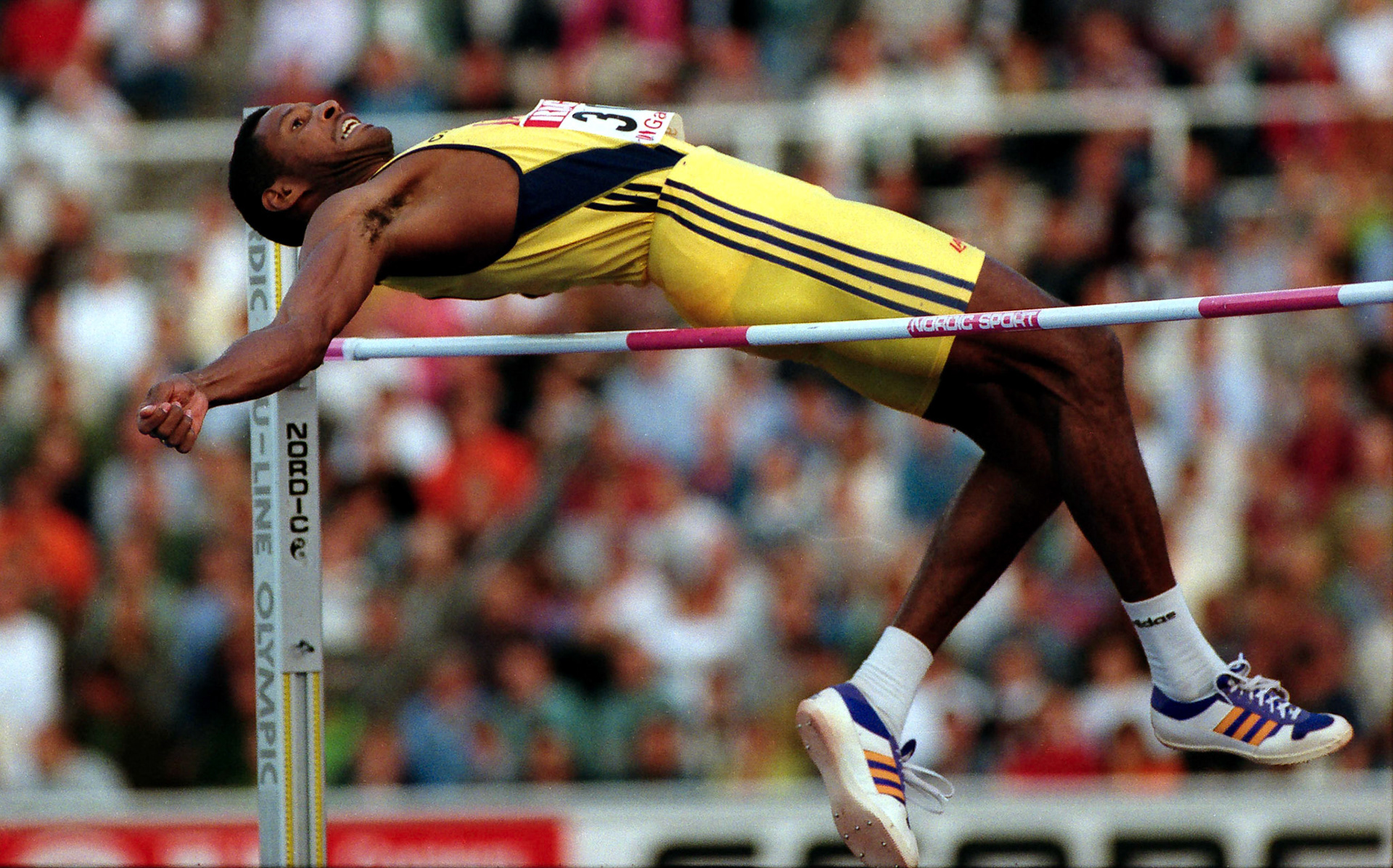 World record holder Javier Sotomayor iin high jump in Stockholm 1996.