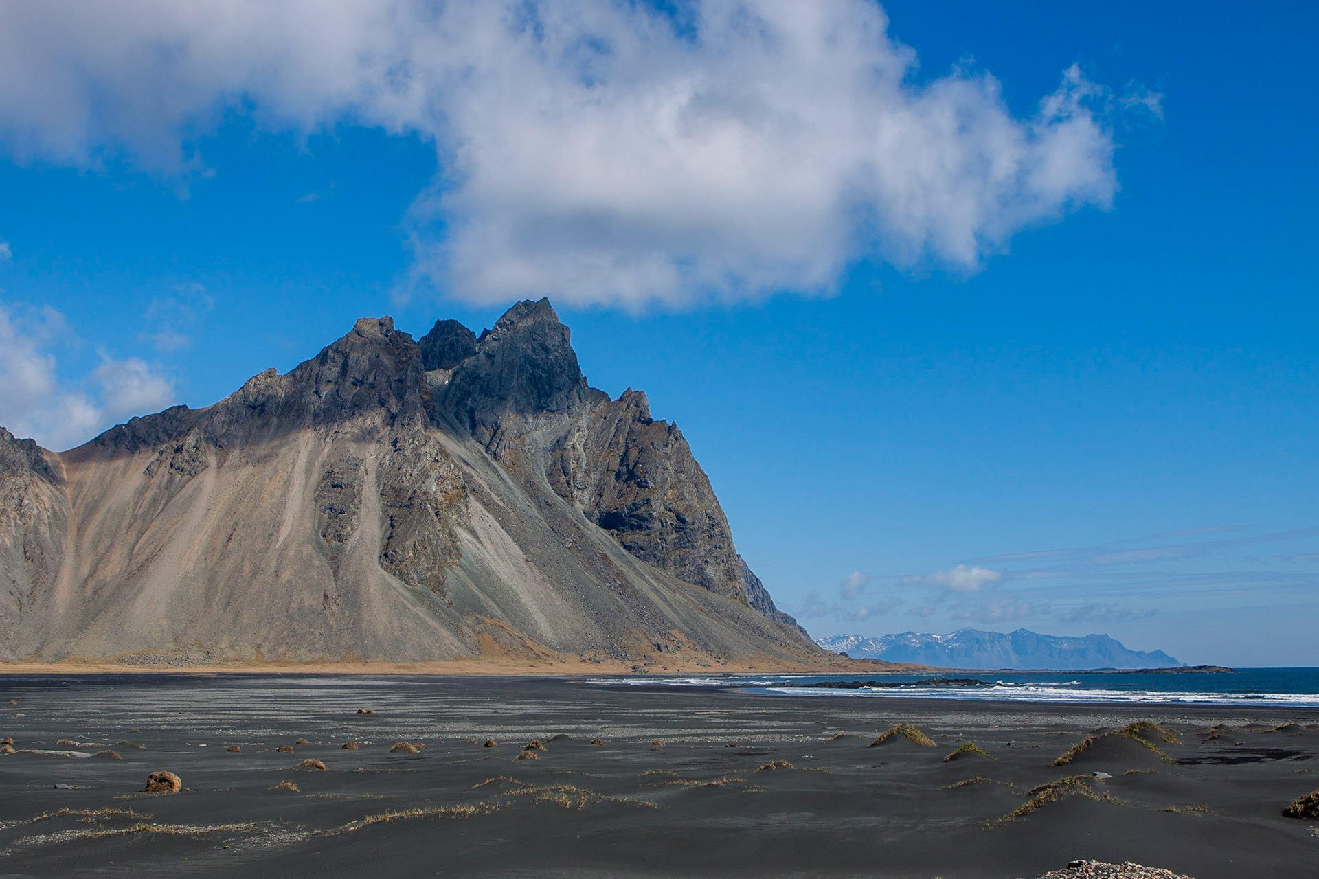 Lavasand / Lava sand, Stokksnes Iceland 2010