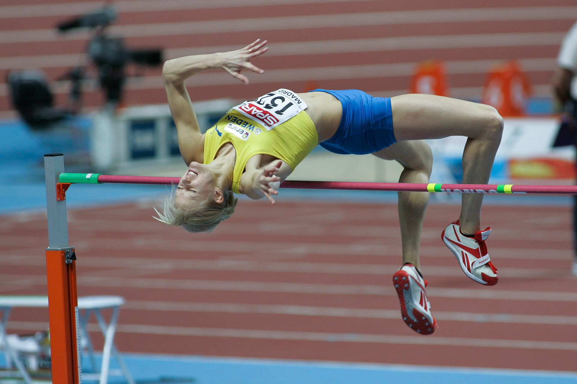 Carolina Klüft in the pentathlon high jump at the European Indoor Championship in Madrid 2005. She won the gold with nation record 4948 points.