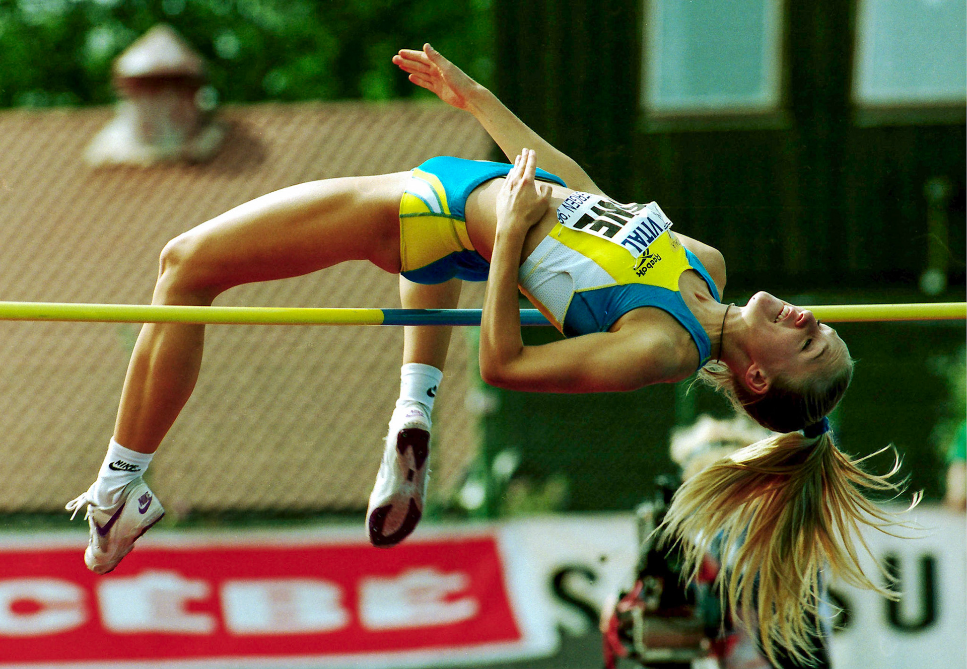 Kajsa Bergqvist in the high jump at the European Cup in Bergen 1996