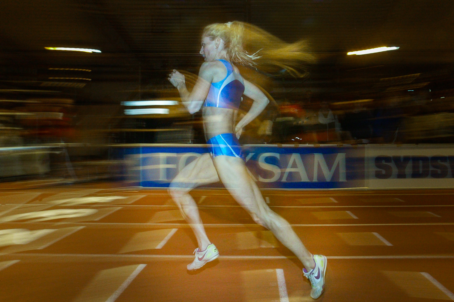 Frida Run Thordardóttir in 3000 meter in the Danish Championship in Malmö 2003.