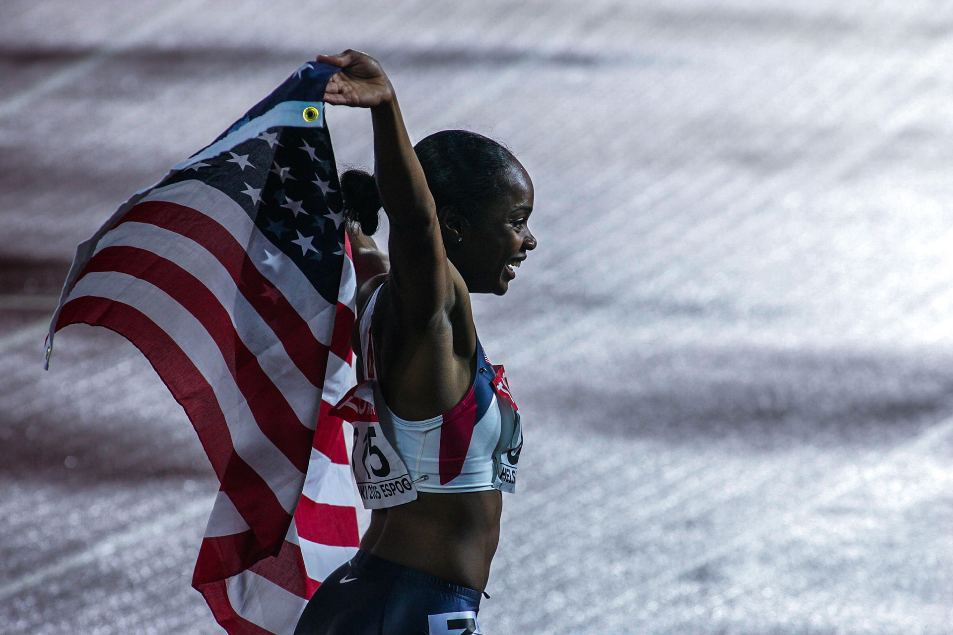 Michelle Perry celebrating her victory on 100 meter hurdle at the World Championship in Helsinki 2005.