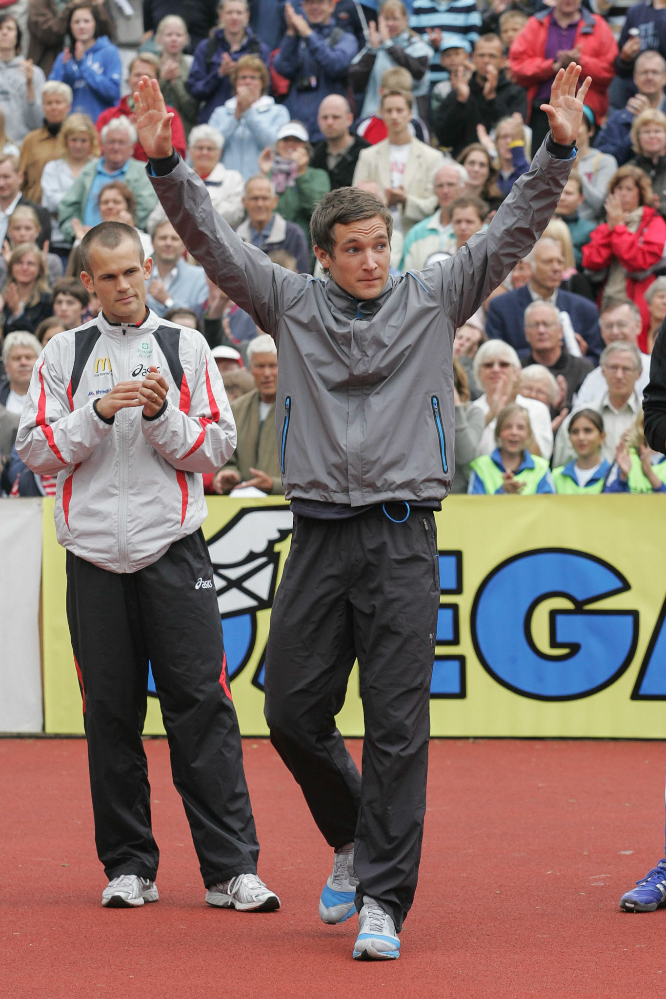 Linus Thörnblad won the high jump in a battle with Stefan Holm in Lund 2006.