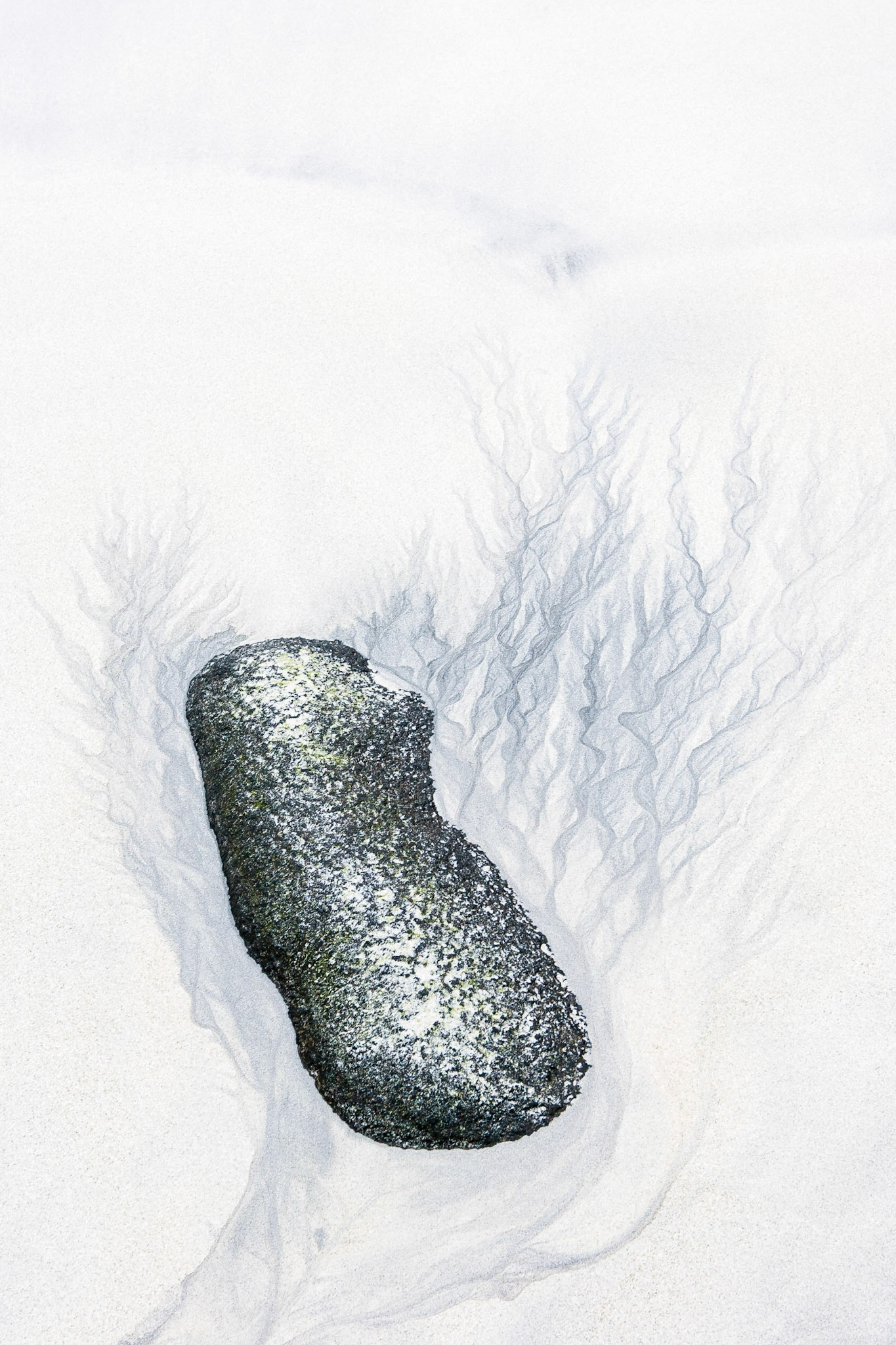 Mönster i sanden runt sten / Pattern around a stone, Bleik Norway 2008