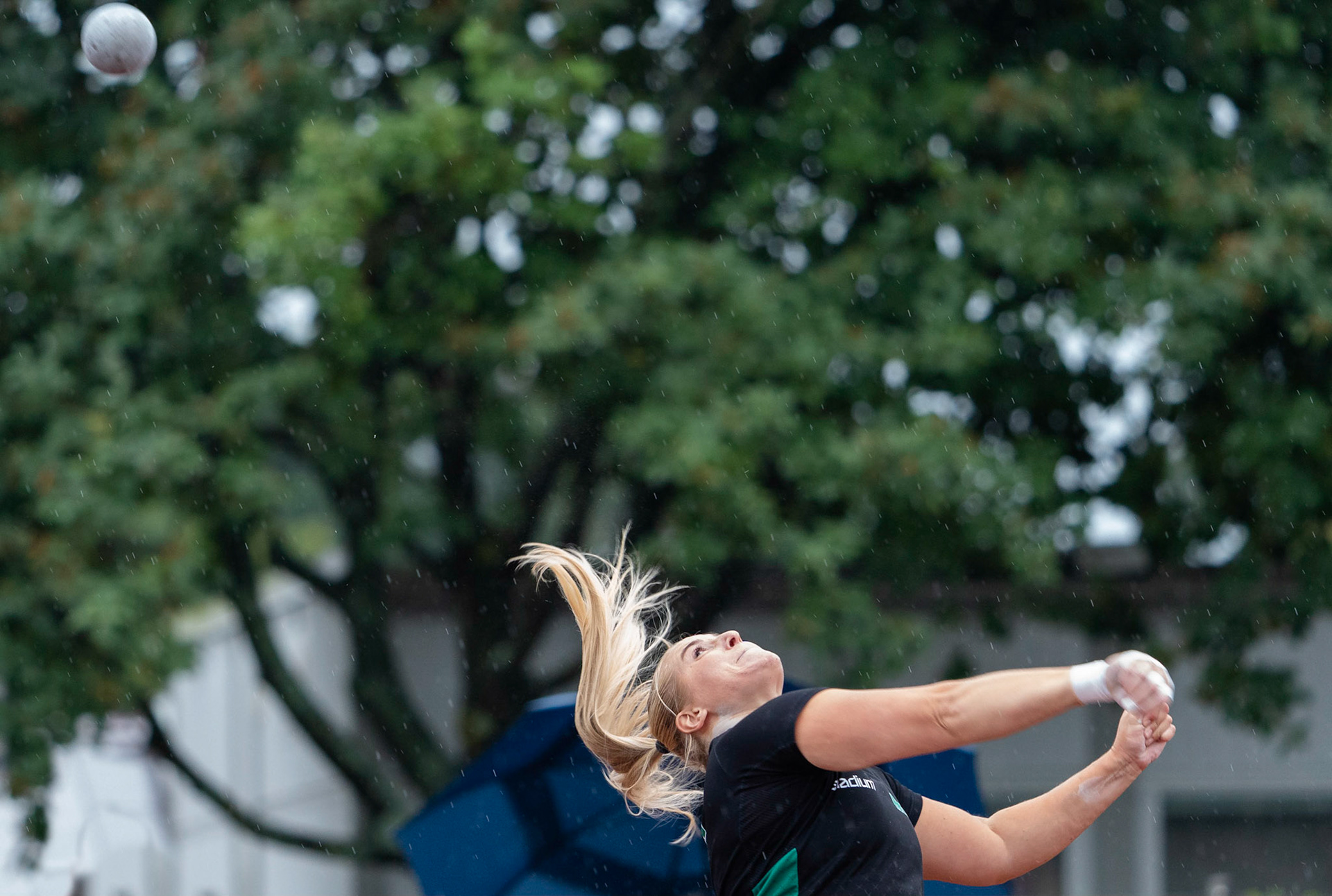 Fanny Roos in shot put in Helsingborg 2022.