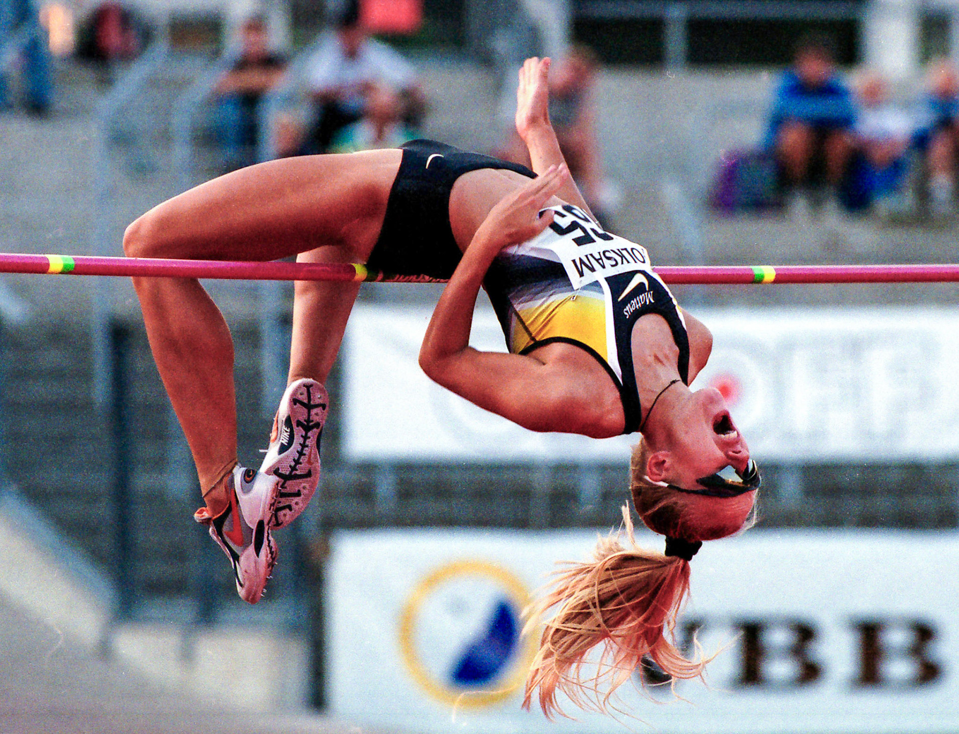 Kajsa Bergqvist in the high jump in Malmö 1997.