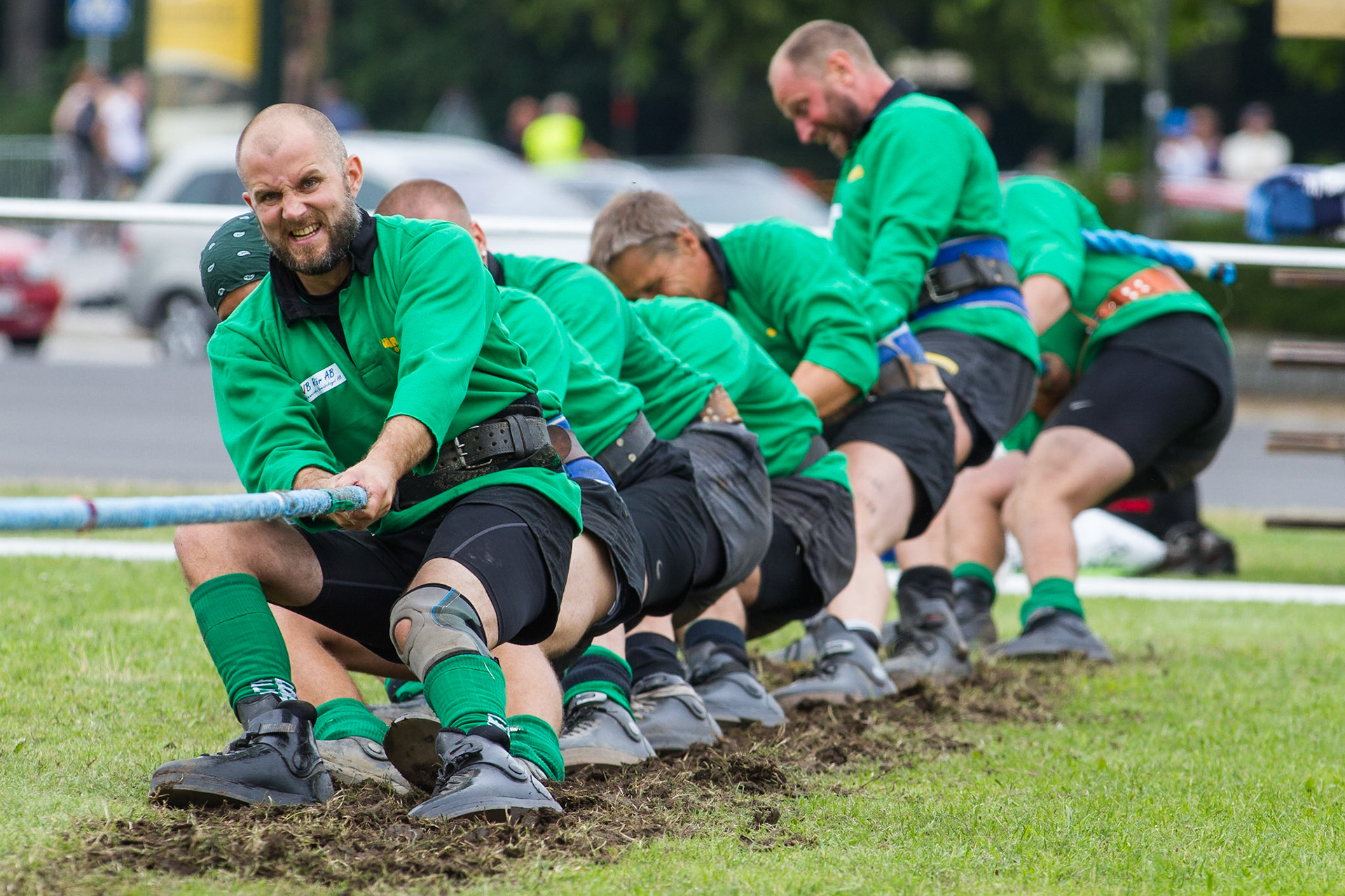 Fighting in the male tug of war Swedish Championship in Malmö 2010.