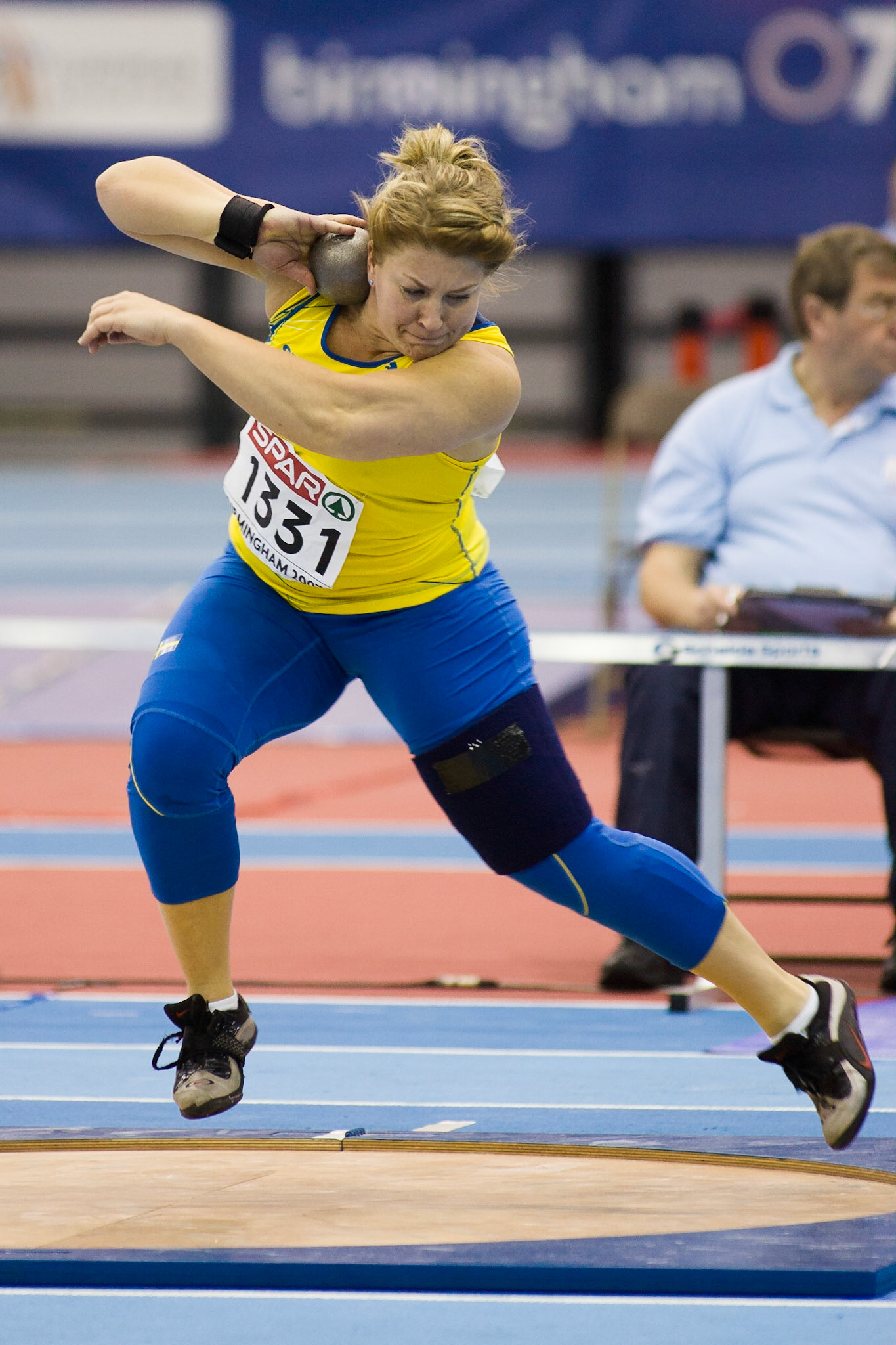 Helena Engman was eights in shot put at the European Indoor Champion in Birmingham 2007.