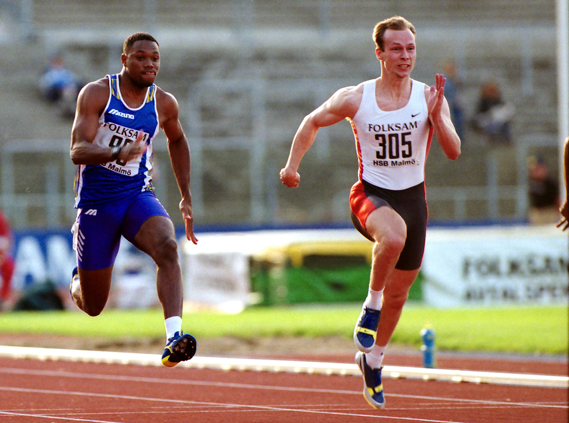 Peter Karlsson at 100 meter with Obadele Thompson on the lane beside in Malmö 1998