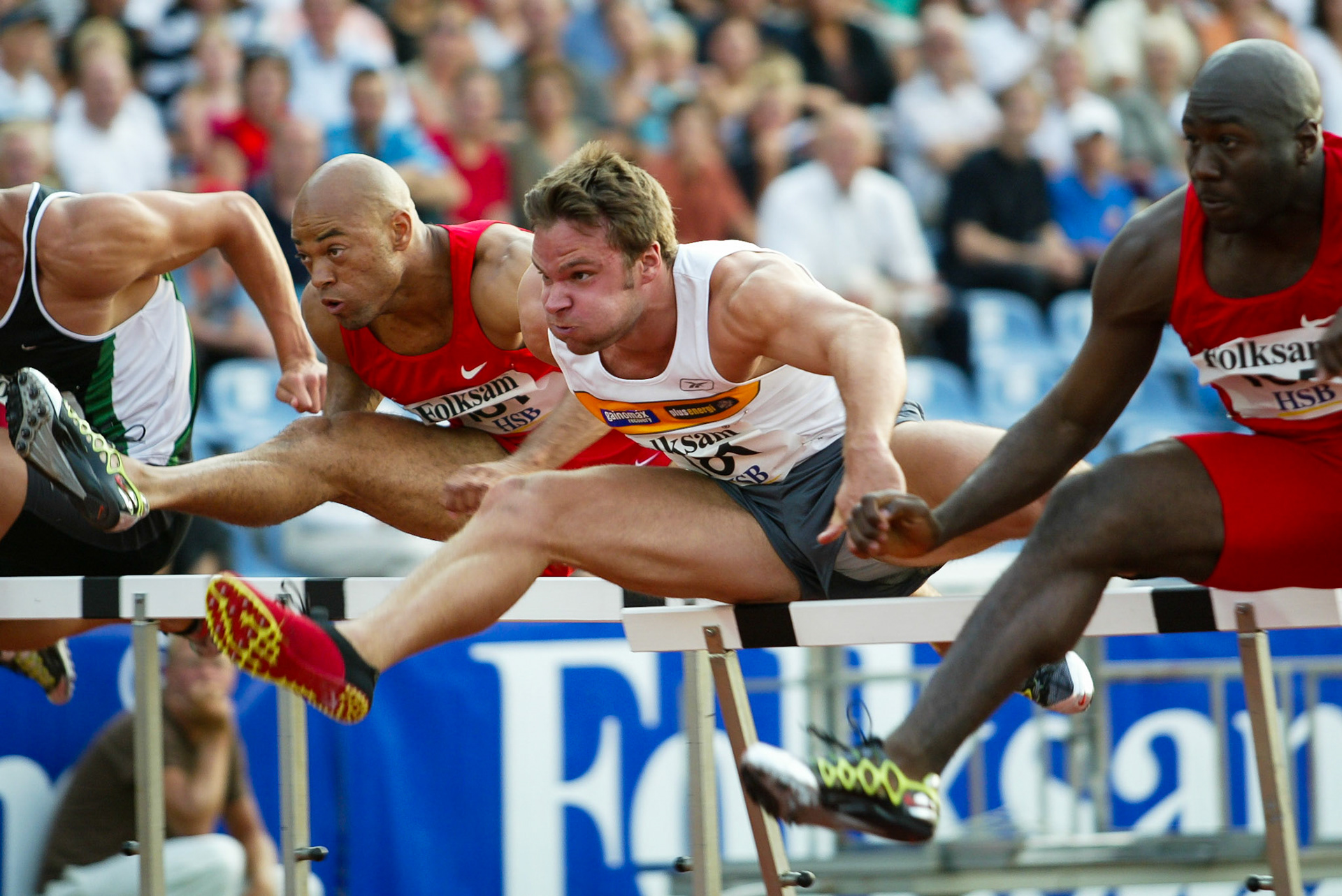 Robert Kronberg in 110 meter hurdle in Malmö 2003.