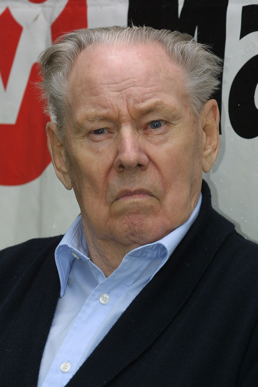 Gunder Hägg multi word recods in middle distance in the 1940-ies.