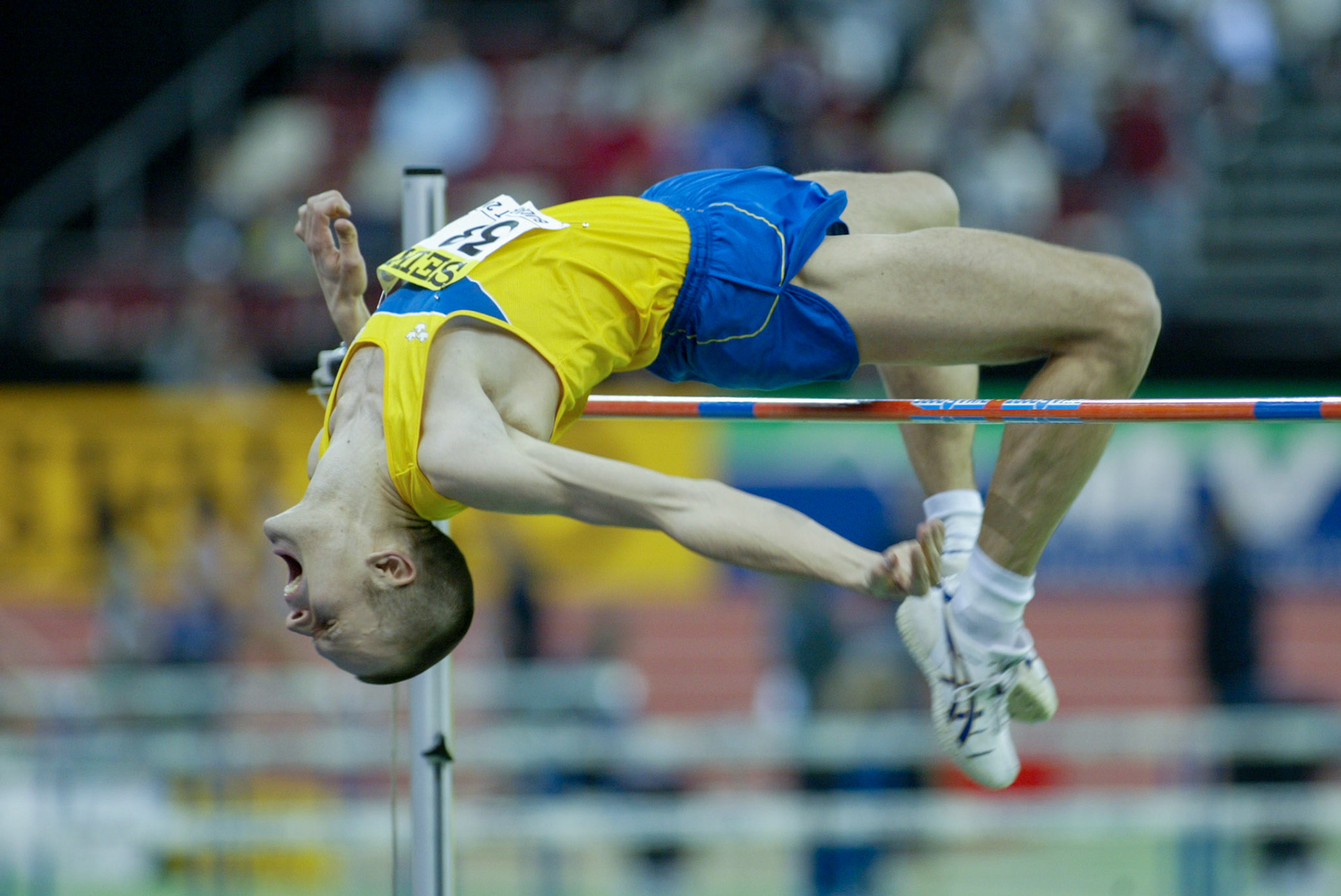 Stefan Holm took his third consecutive title in high jump at the World Indoor Championship in Budapest 2004.