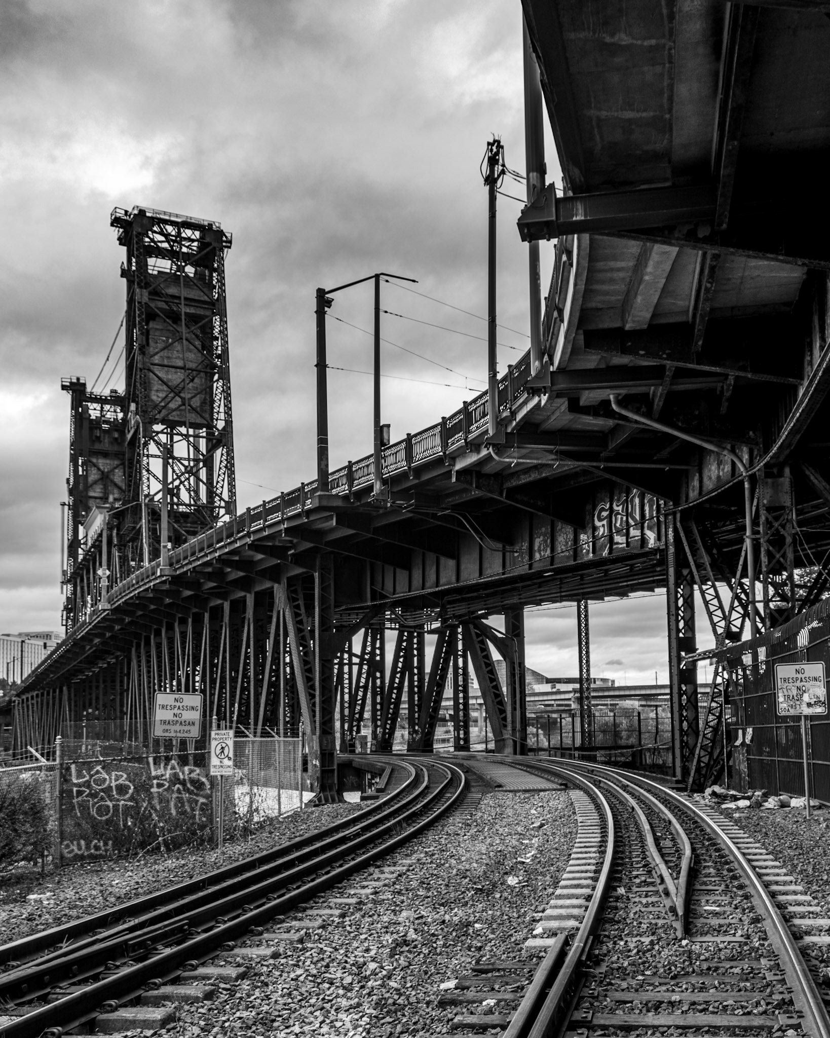 October 18. Steel Bridge.  Steel Bridge (Weset Approach), Portland, Oregon, United States
