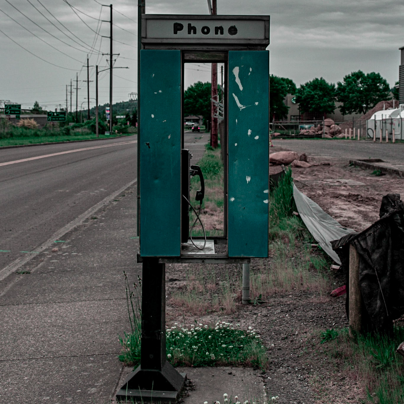 May 11. No Privacy.  Washougal, Washington, United States